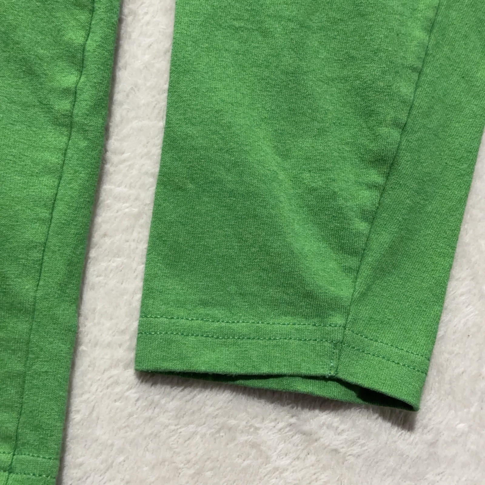 Apple Employee Long Sleeve T-Shirt Men L Green 100% Recycled Cotton Apple Logo