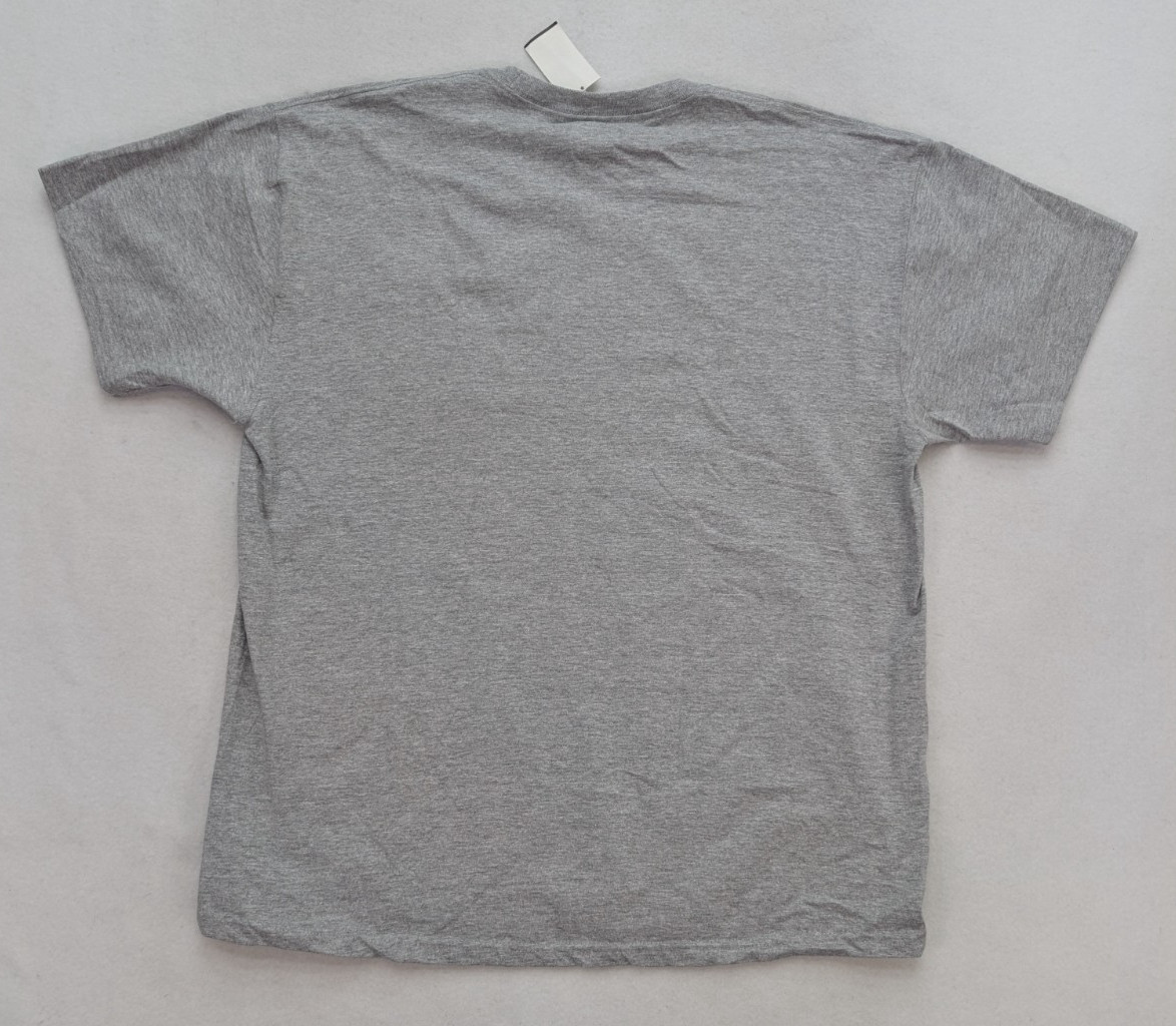 Russell Athletic Men’s T-Shirt Size L Gray Short Sleeve Pocket Crew Neck NEW