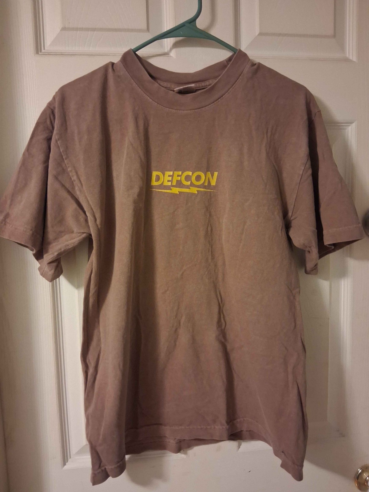 DEFCON GROUP X FRONTIER TEE BROWN SMALL REGULAR