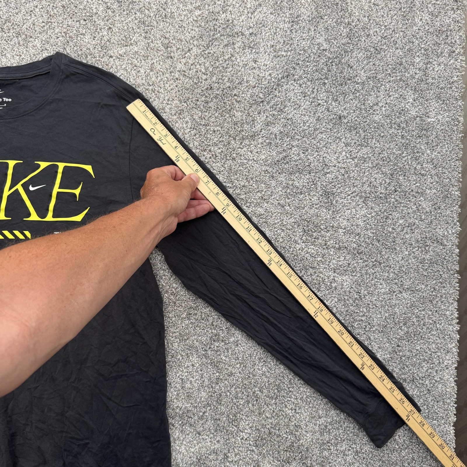 Nike Shirt Medium Black Yellow Sportmode Tuned Air Graphic Tee Streetwear