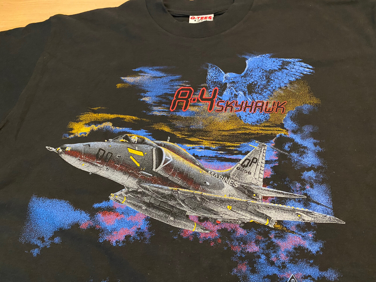 A-4 Skyhawk T-Shirt NEW Sophos 1996 Fighter Jet T-Shirt Q-Tees Large NOS Plane L