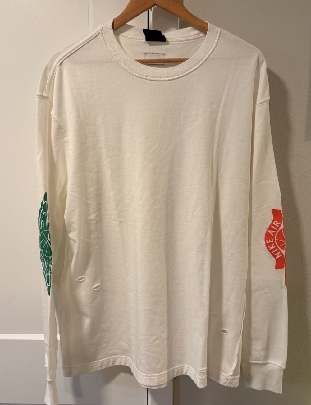 Nike Air Jordan Rare Air Distressed Long Sleeve Shirt IB3134-133 White Men’s L