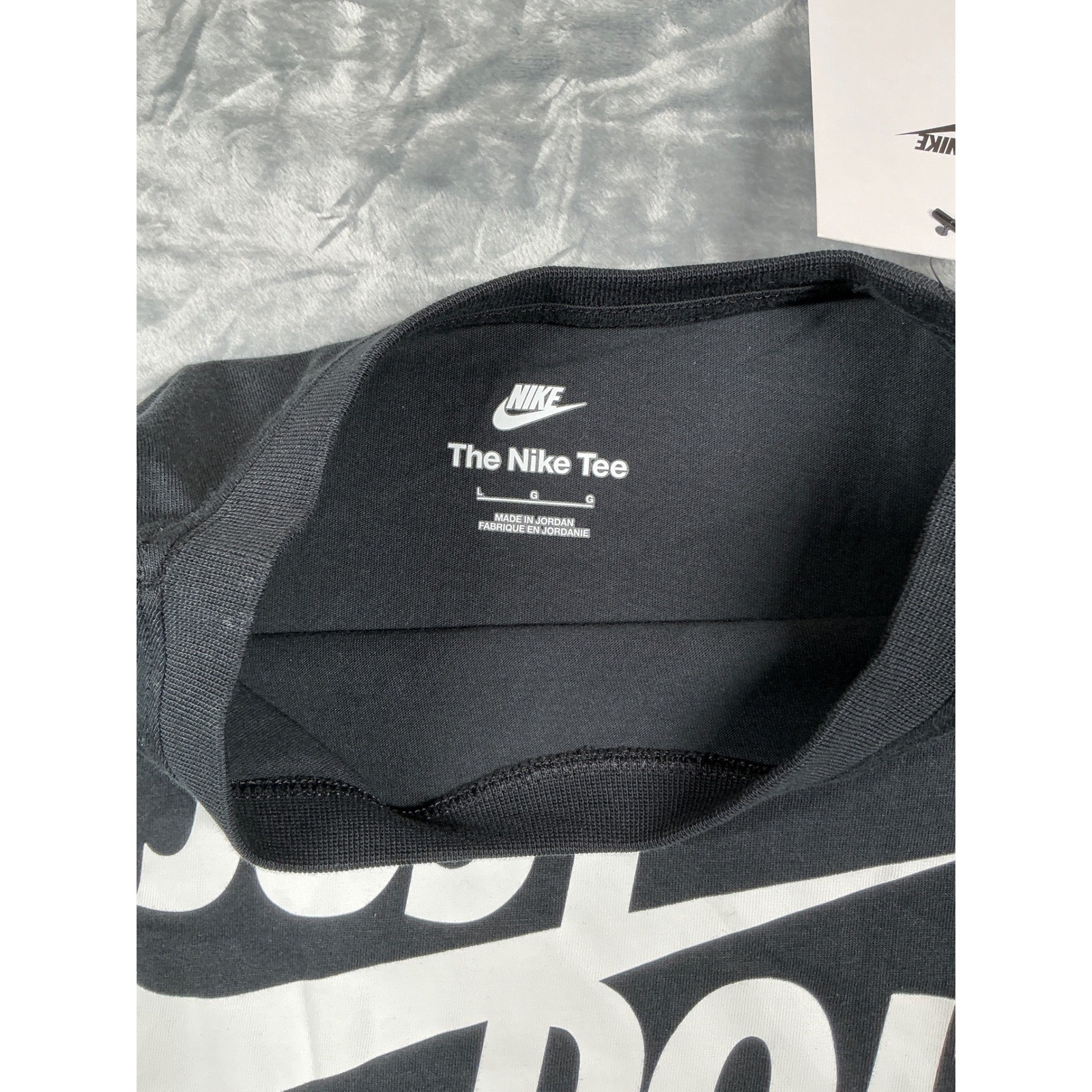 Nike Mens Just Do It Swoosh Graphic T-Shirt Black White Large AR5006-010