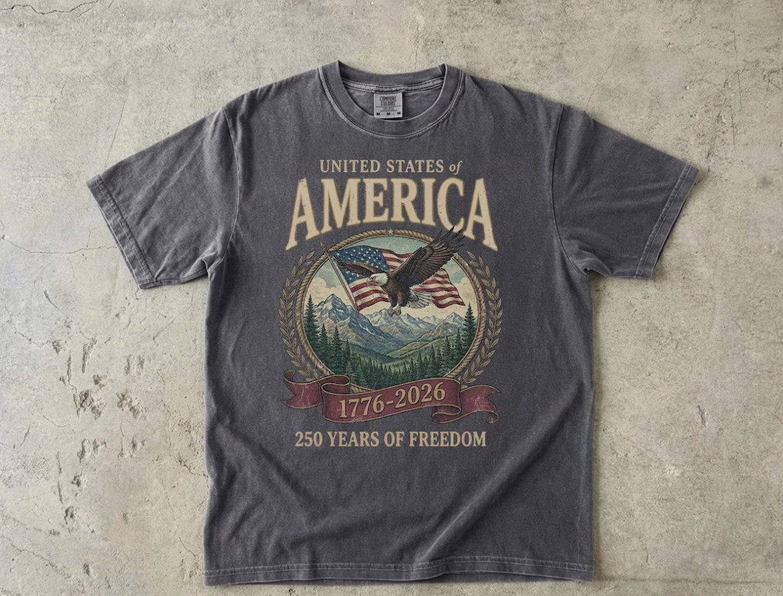 USA 250th Anniversary Vintage Graphic T-Shirt 1776-2026