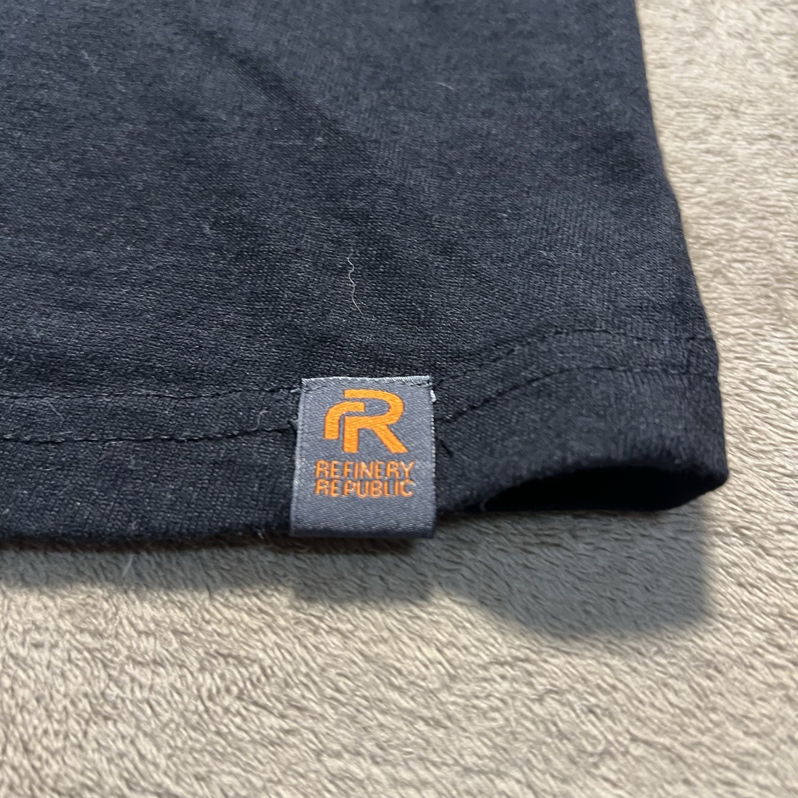 Refinery Republic Globe T Shirt Mens L Reflective Rainbow Graphic