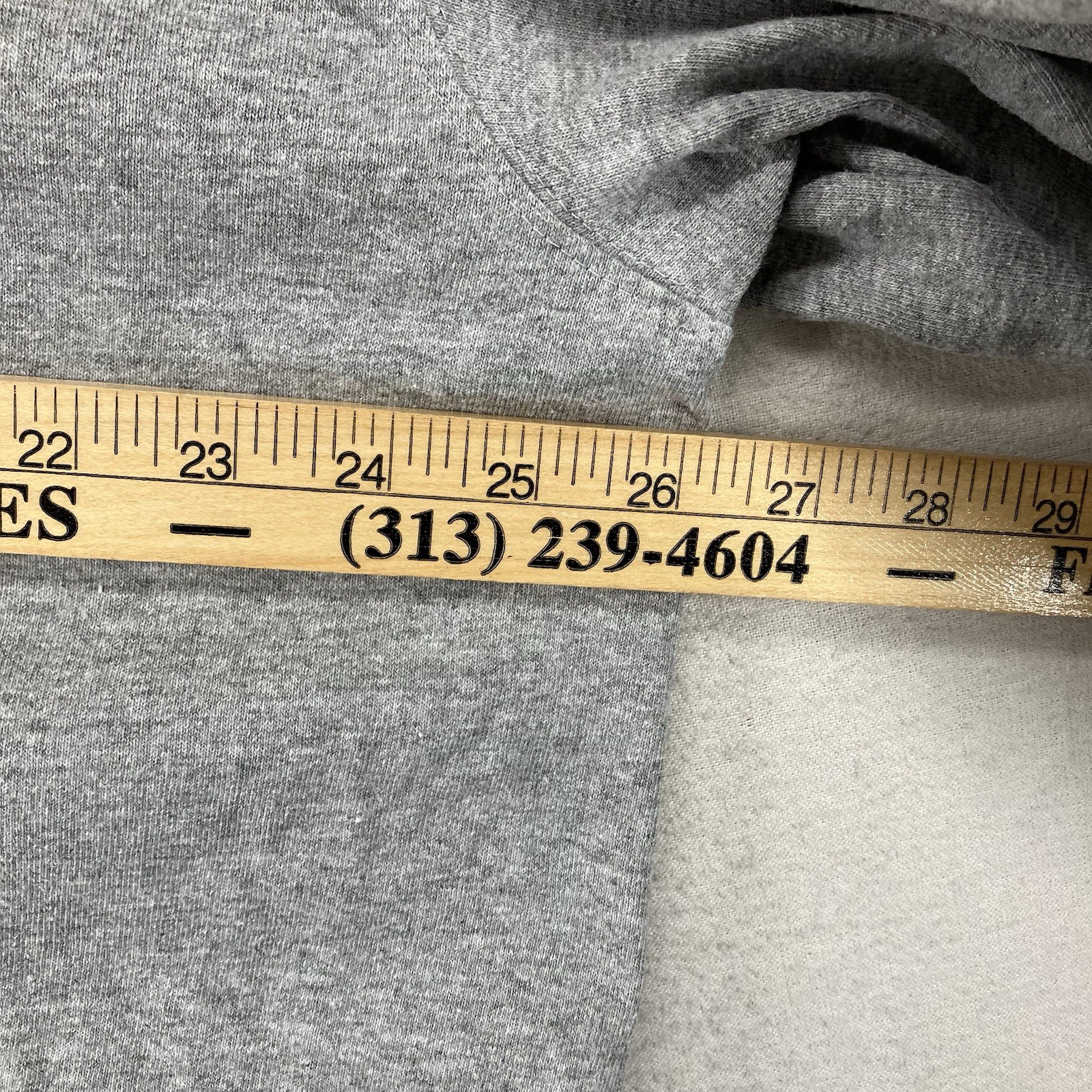 Y2K Carhartt T Shirt XL Heather Gray Henley Neck LS Heavy Cotton Blend 2016 EUC