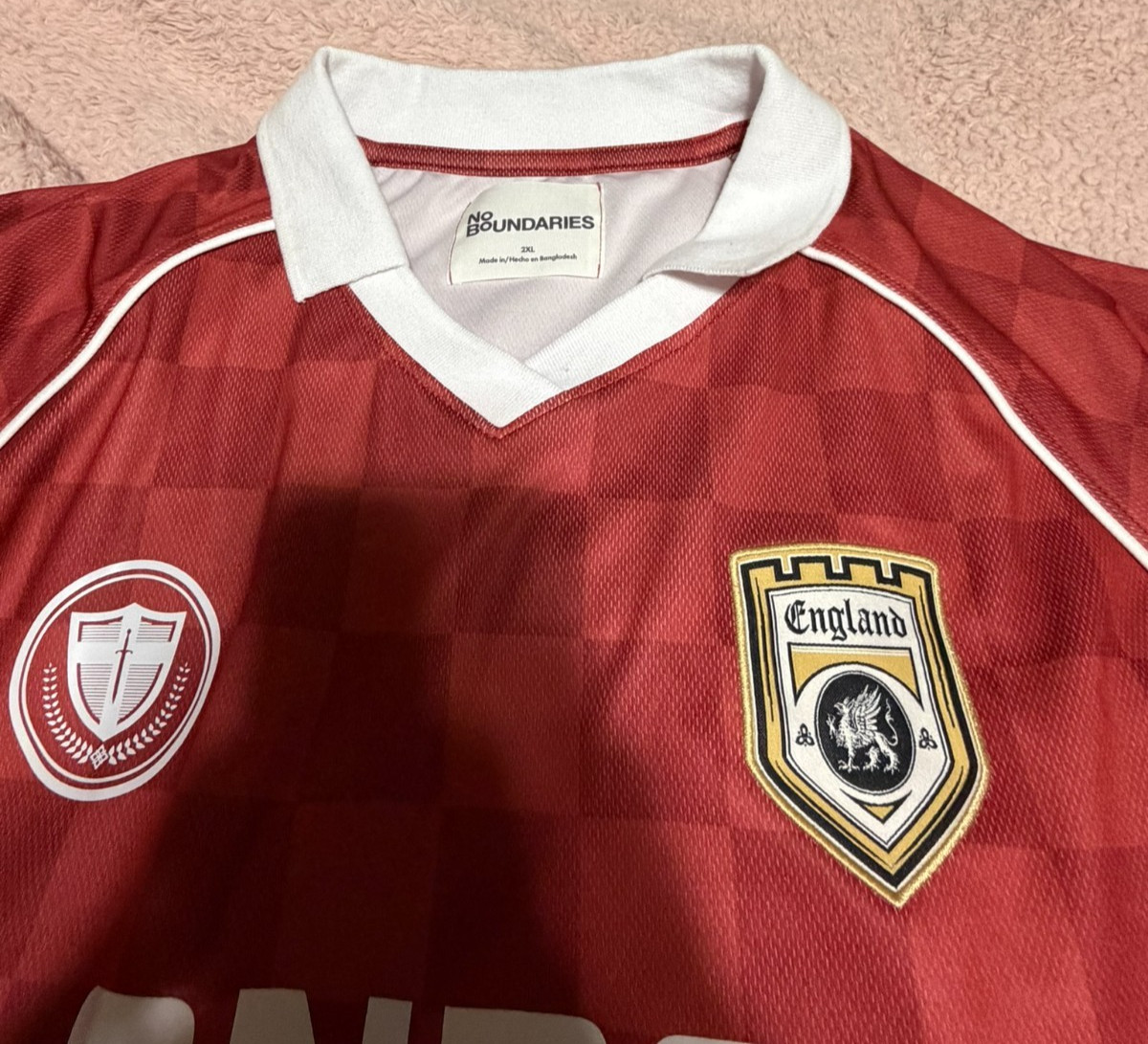 No Boundaries Red & White London Soccer Jersey 2XL 50–52 inch Checkered Pattern