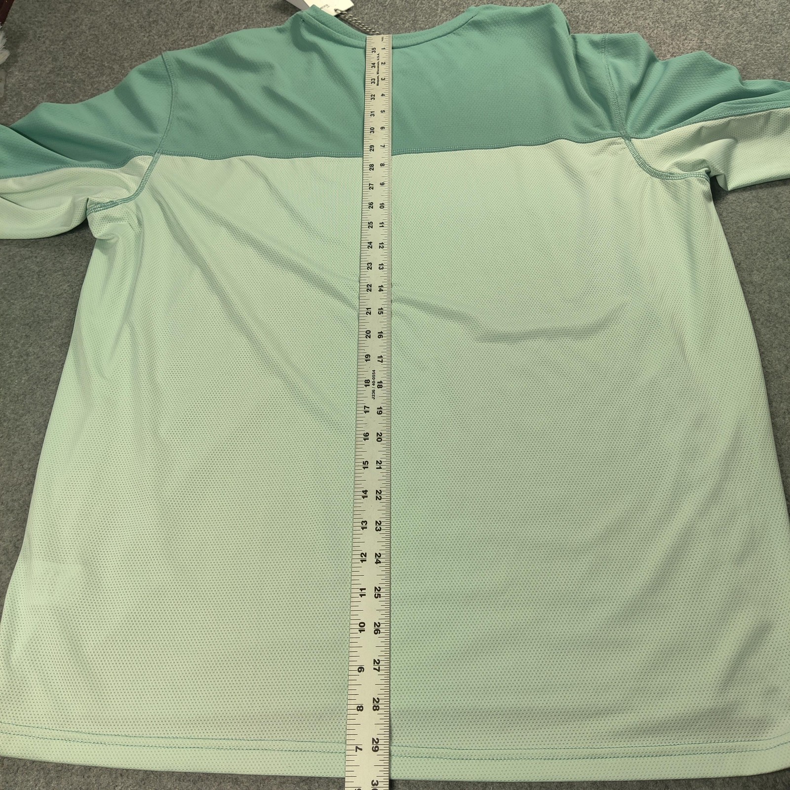 Cabelas World Wide Sportsman Shirt Mens XL Green Long Sleeve Moisture Wicking UV