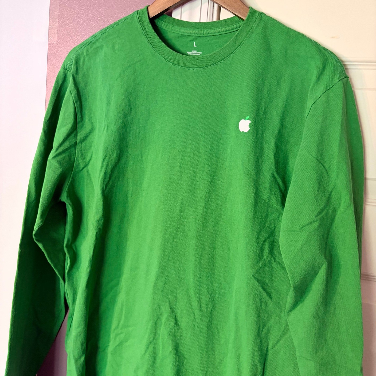 Apple Long Sleeve Shirt Large Tech Promo Green Recycled Cotton Crew Neck Tee