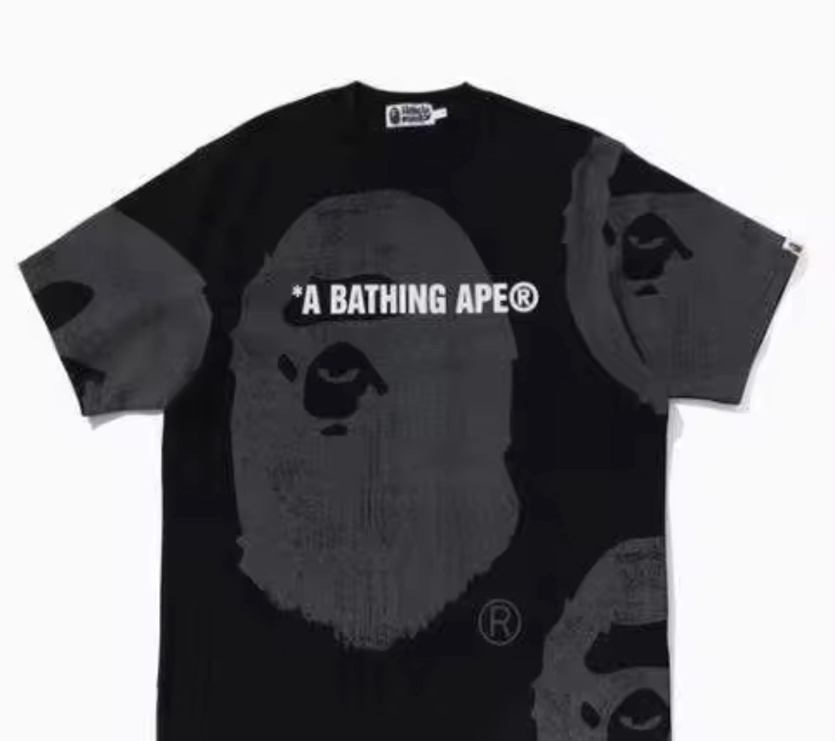 A Bathing Ape BAPE Men’s L Black/Gray Cotton Graphic Logo Crew Neck T-Shirt