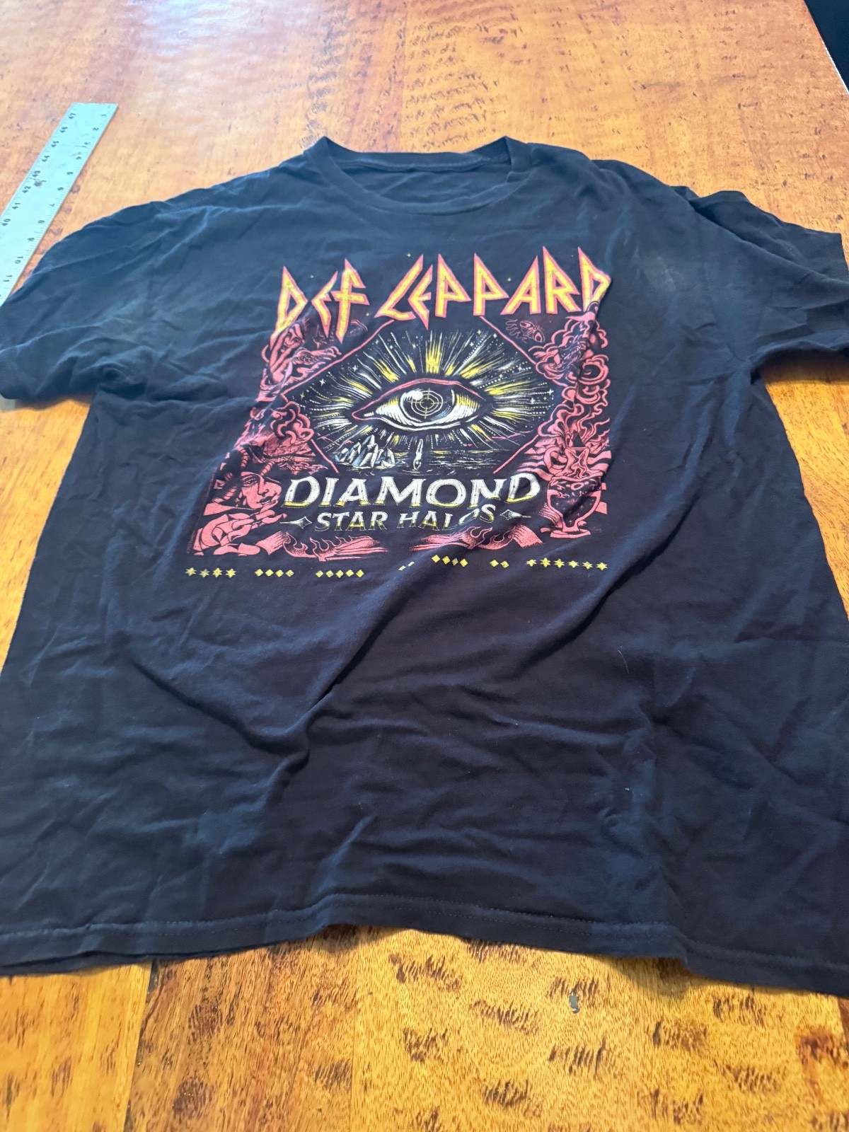 Def Leppard Shirt Mens M Black Diamond Star Halos Tour 2022 Graphic Concert A11