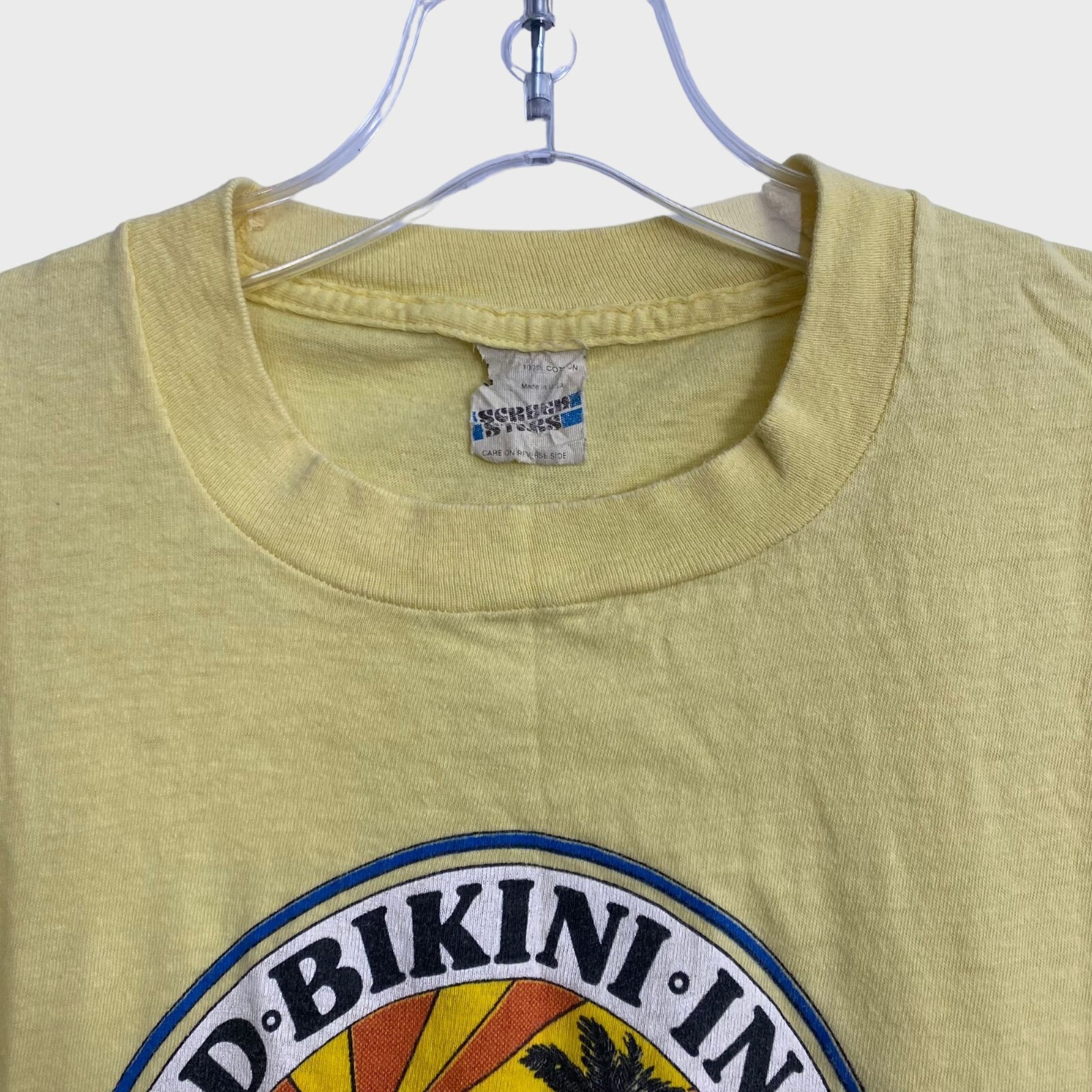 Vintage 70s Waikiki Beach Bikini Inspector Graphic T Shirt Yellow Mens Small S