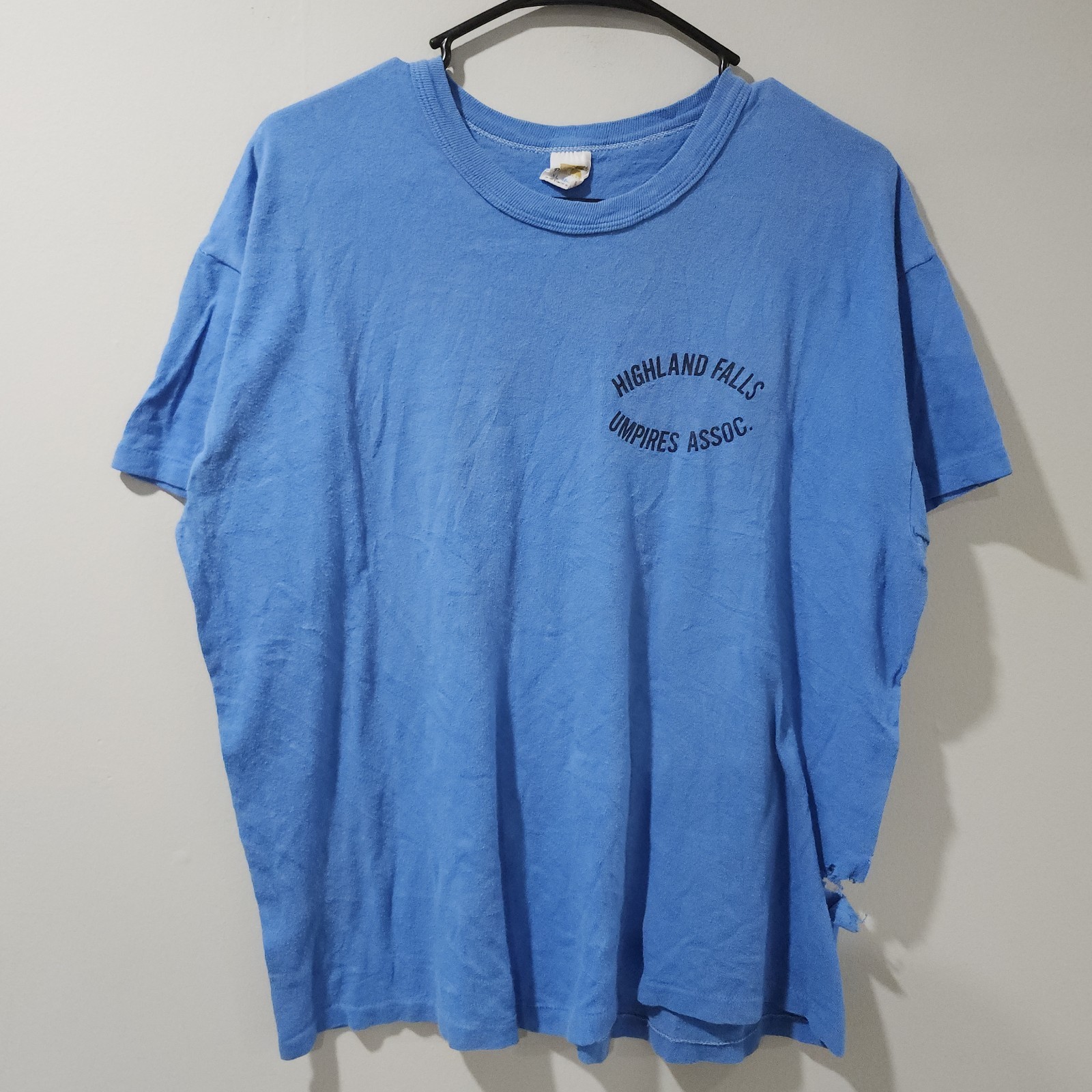 Vintage 70s Russell Athletic Gold Yellow Tag Classic USA T Shirt Distressed READ