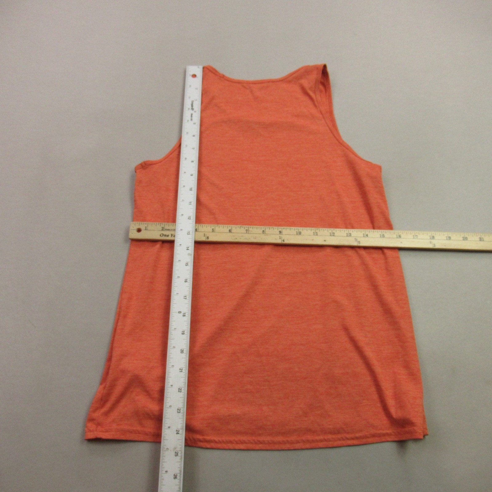 Patagonia Shirt Mens Small Sleeveless Crew Neck Workout Lightweight Orange