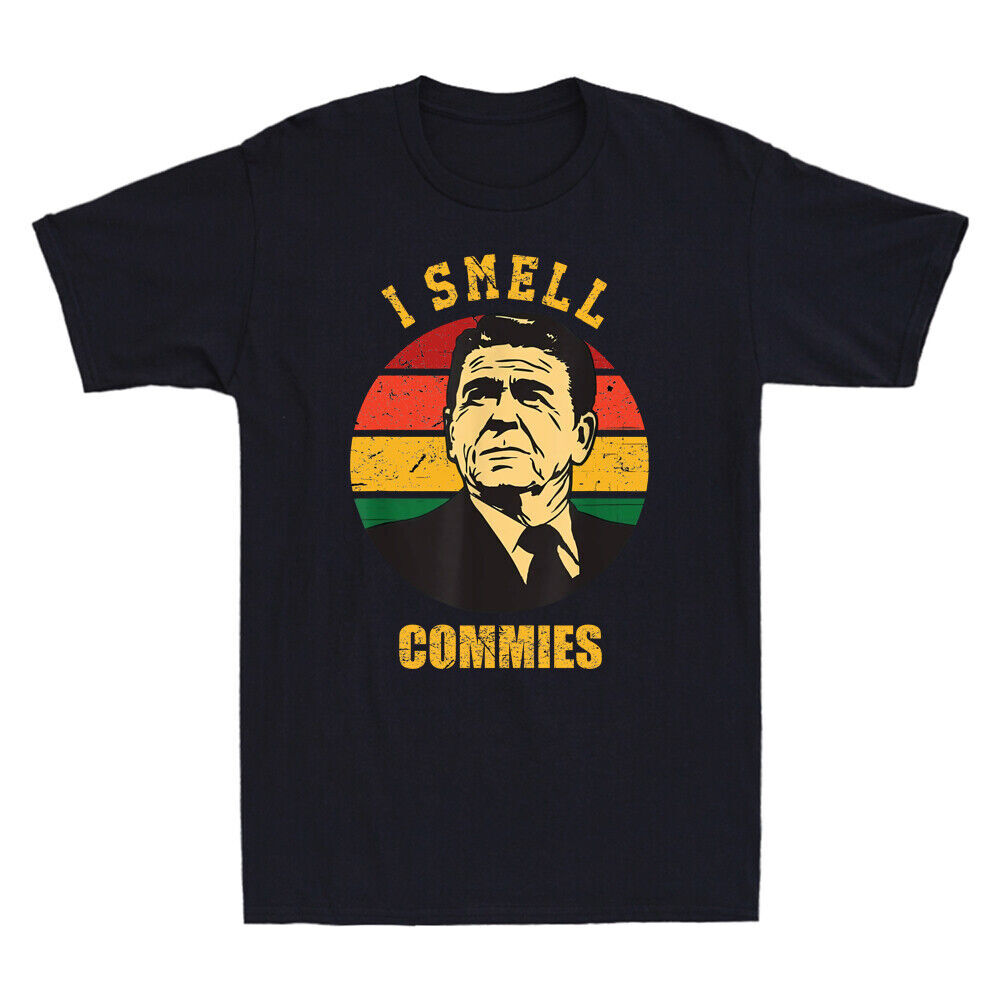 I Smell Commies Funny Political Saying Joke Vintage Men’s Short Sleeve T-Shirt