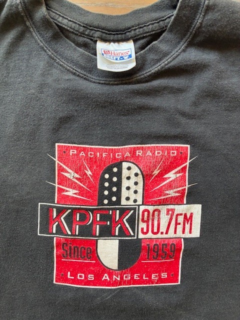 Vintage KPFK 90.7 LA Radio T SHIRT npr Alternative Music Political News Pacifica