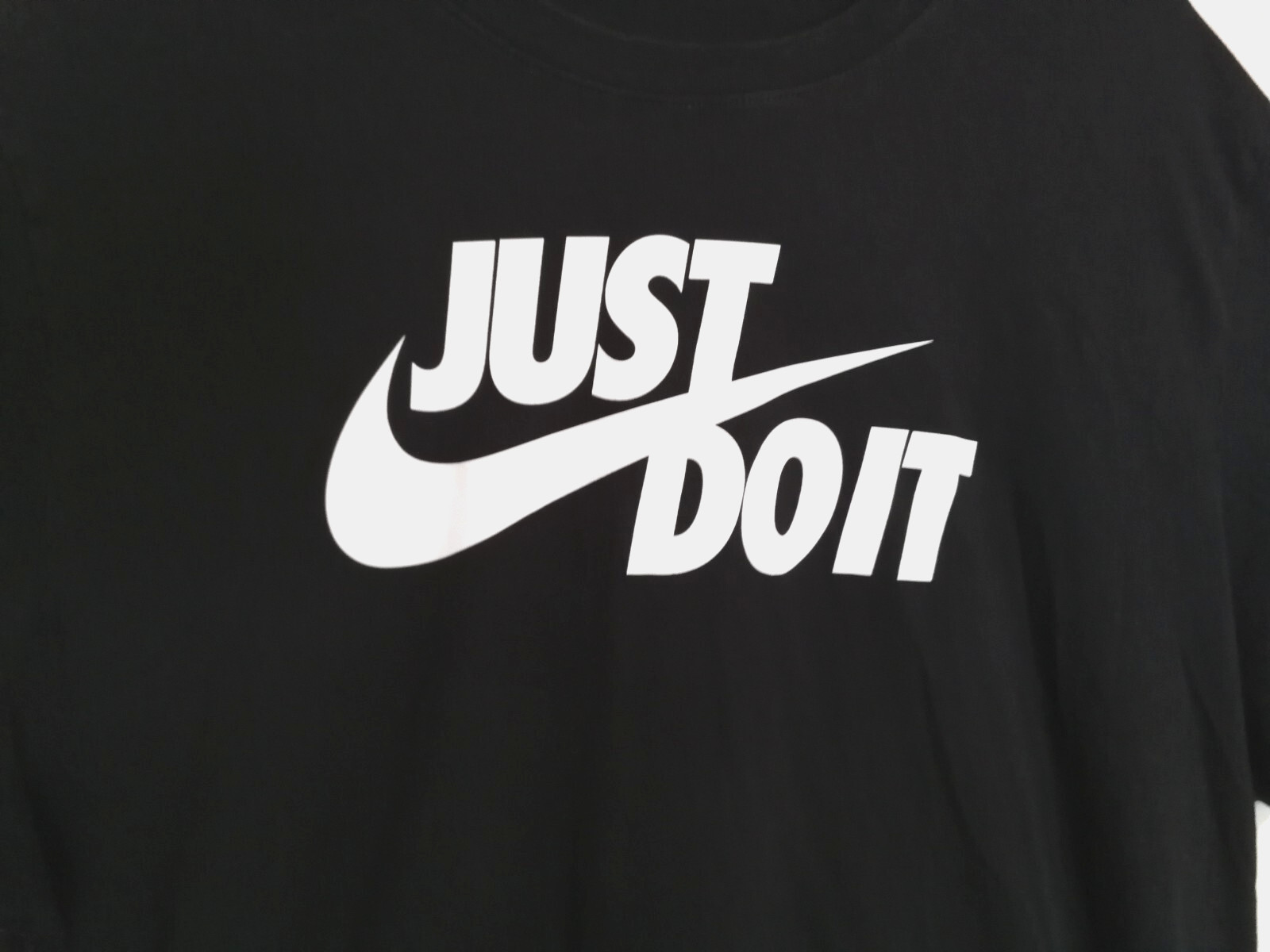 The Nike Tee Mens Shirt XXL Black Just Do It Swoosh Logo Short Sleeve Athletic