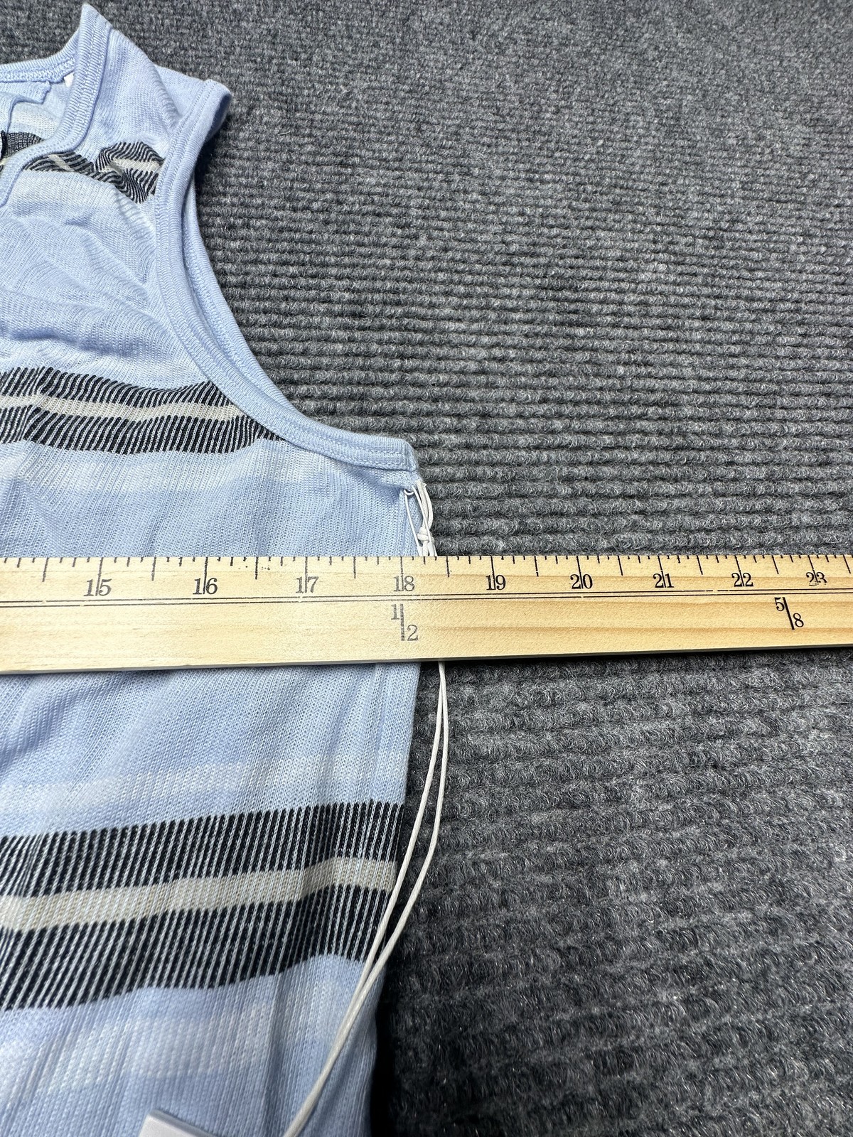 Saturdays New York City Tank Top Mens Small Sky Blue Stripe Nick S Lightweight