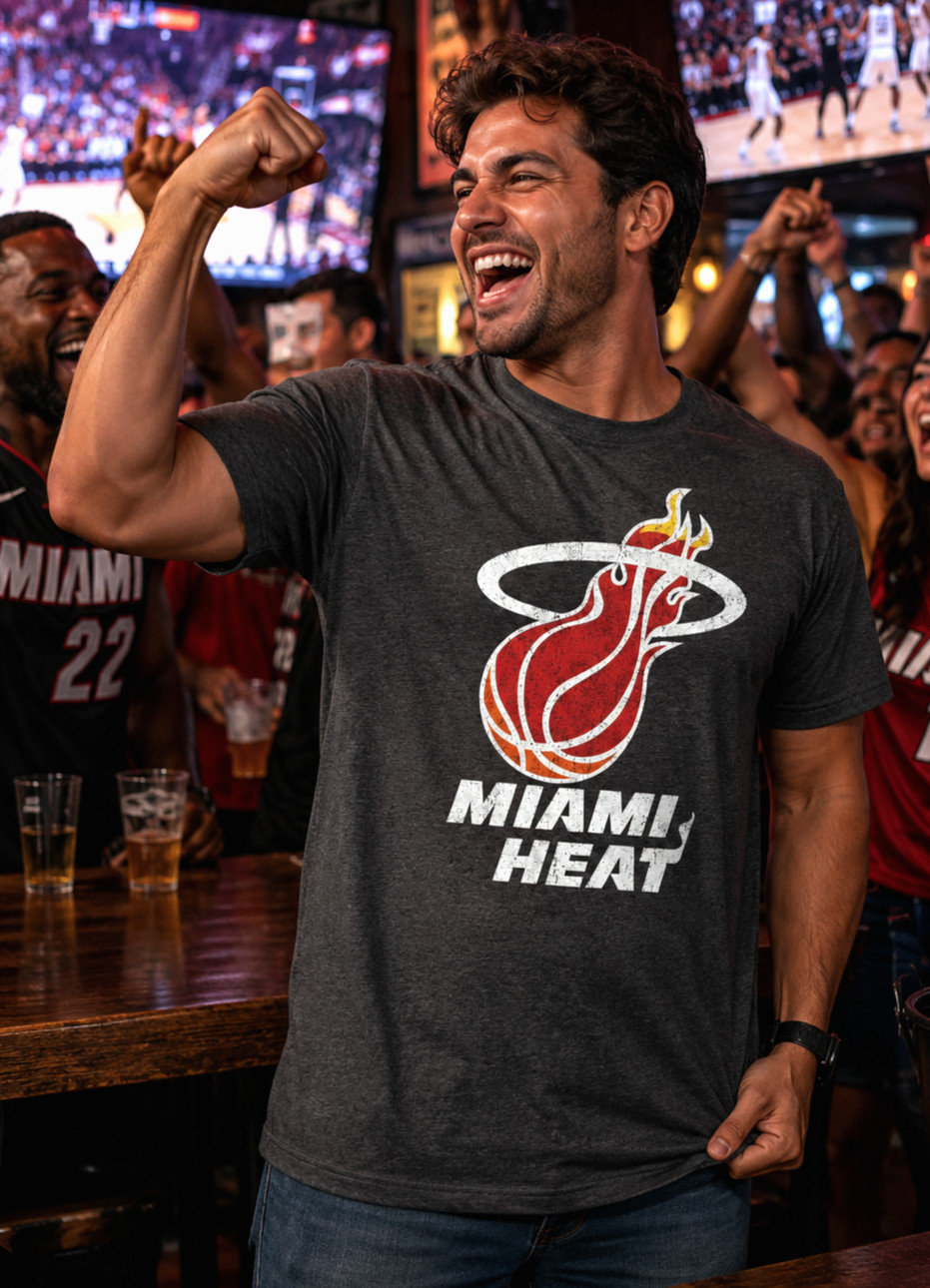 NBA Miami Heat Distressed Logo T-Shirt Heather Gray Large Soft Tri Blend Tee