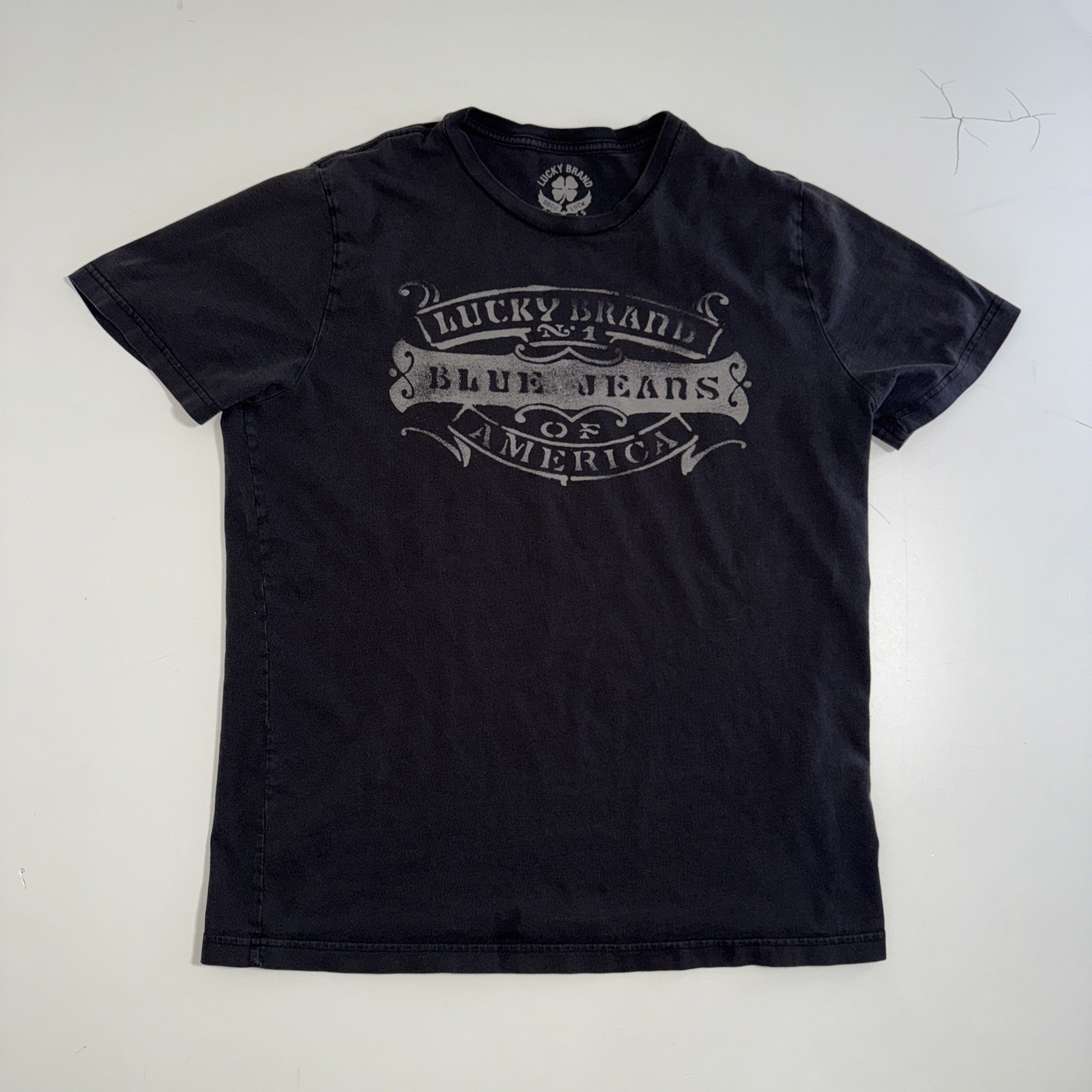 Lucky Brand T-Shirt Adult XL Charcoal Gray Short Sleeve Graphic Tee Spell Out