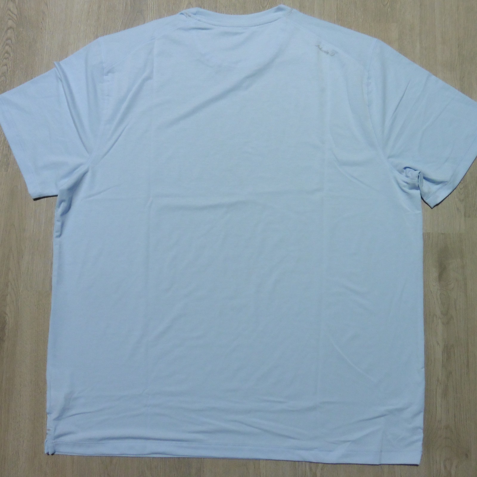 JOHNNIE O Mens L LARGE THE COURSE T SHIRT PERFORMANCE GOLF TEE KONA BLUE AQUA