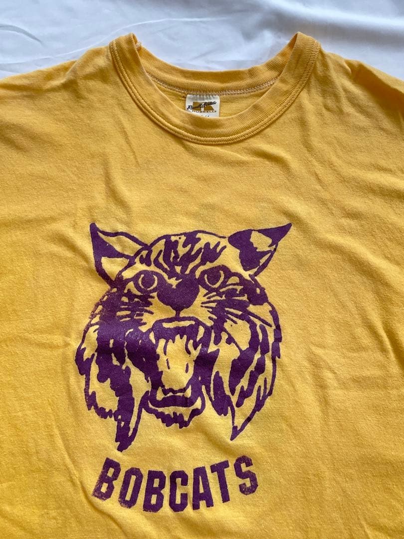 70s Russell Athletic Bobcats T-Shirt Yellow Gold Tag Single Stitch Vintage M