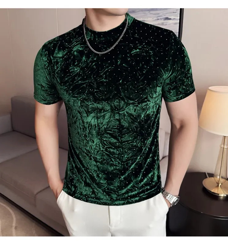 Summer Velvet Pleated Hot Stamping T-shirt for Men’s Fashion Versatile Slim Fit