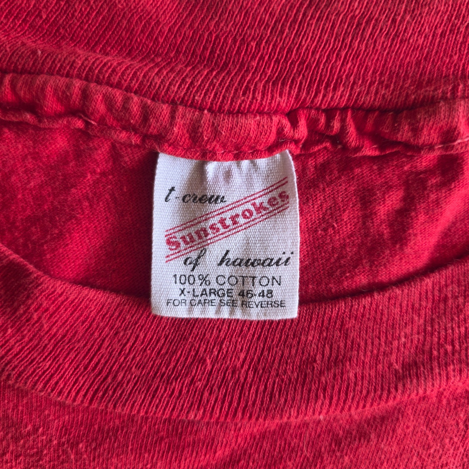 Vintage 70s Sunstrokes of Hawaii Maui Surfer Palms T-Shirt Poly Tees Size XL Red