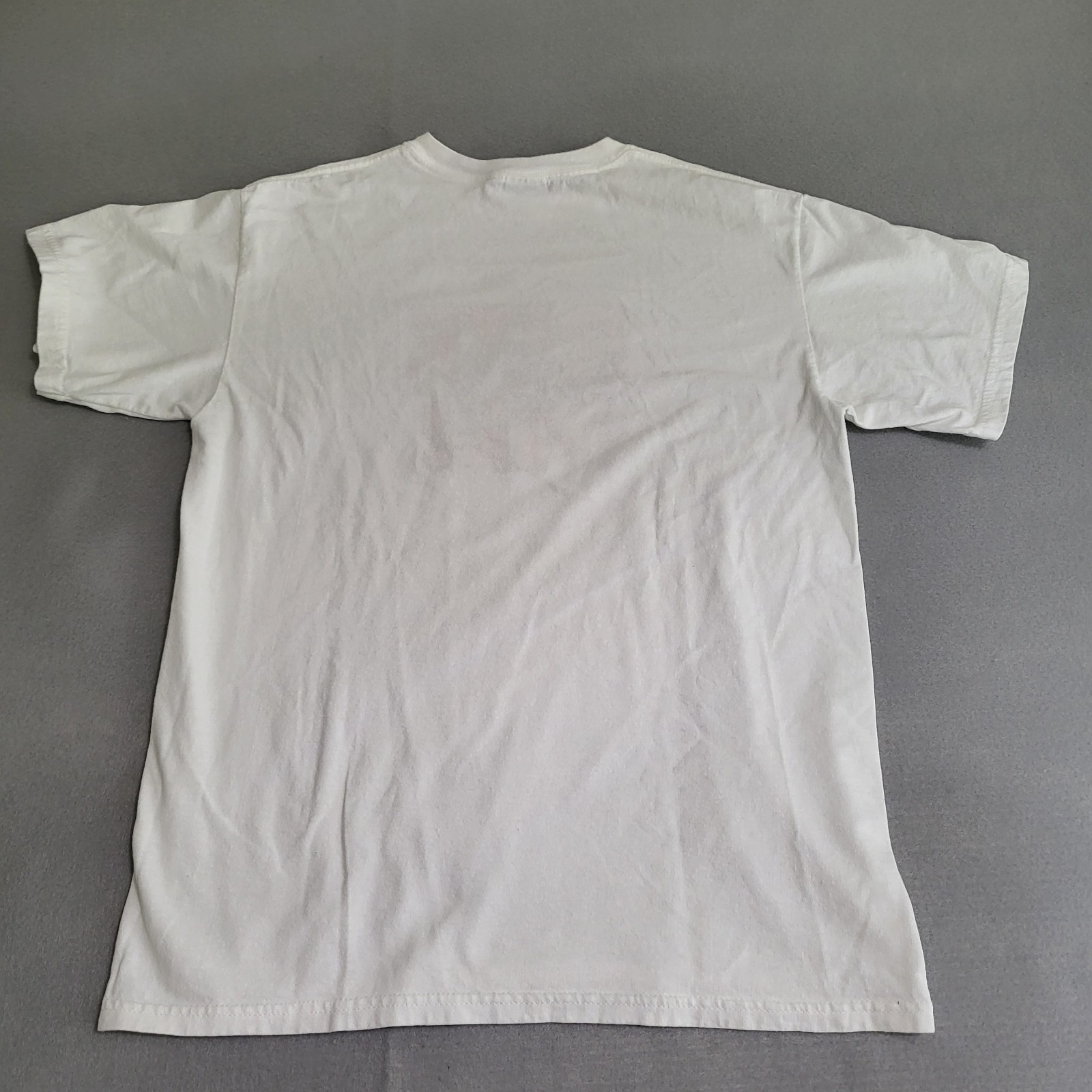 VTG “Bite Me” Fishing Angry Fish Funny Graphic T-Shirt Size M 100% Cotton
