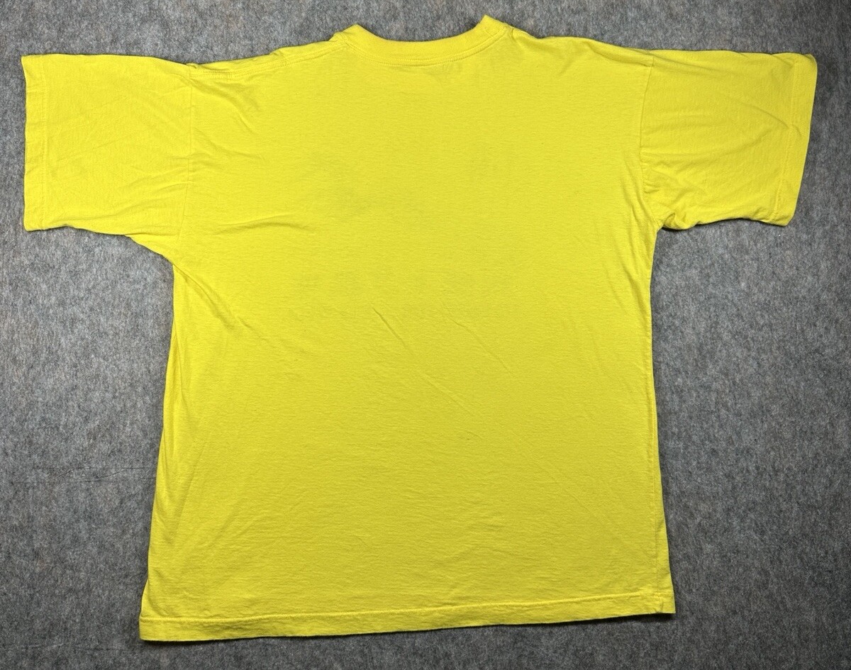 I CLIMBED THE GREAT WALL Men 2XL (US LARGE) Yellow Cotton Souvenir T-Shirt