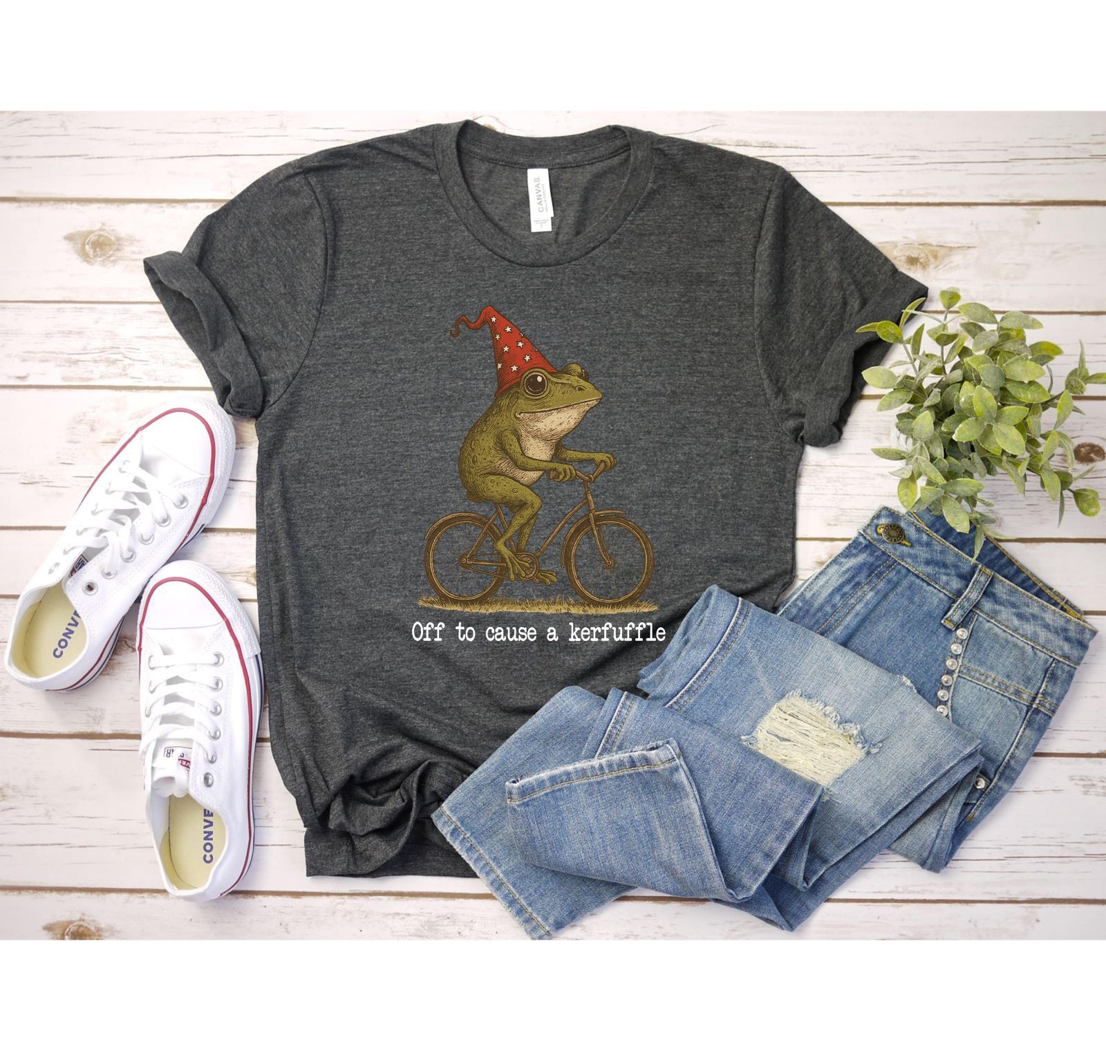 *HOT*Off To Cause A Kerfuffle Frog Shirt Funny Sarcastic Animal Meme Graphic Tee
