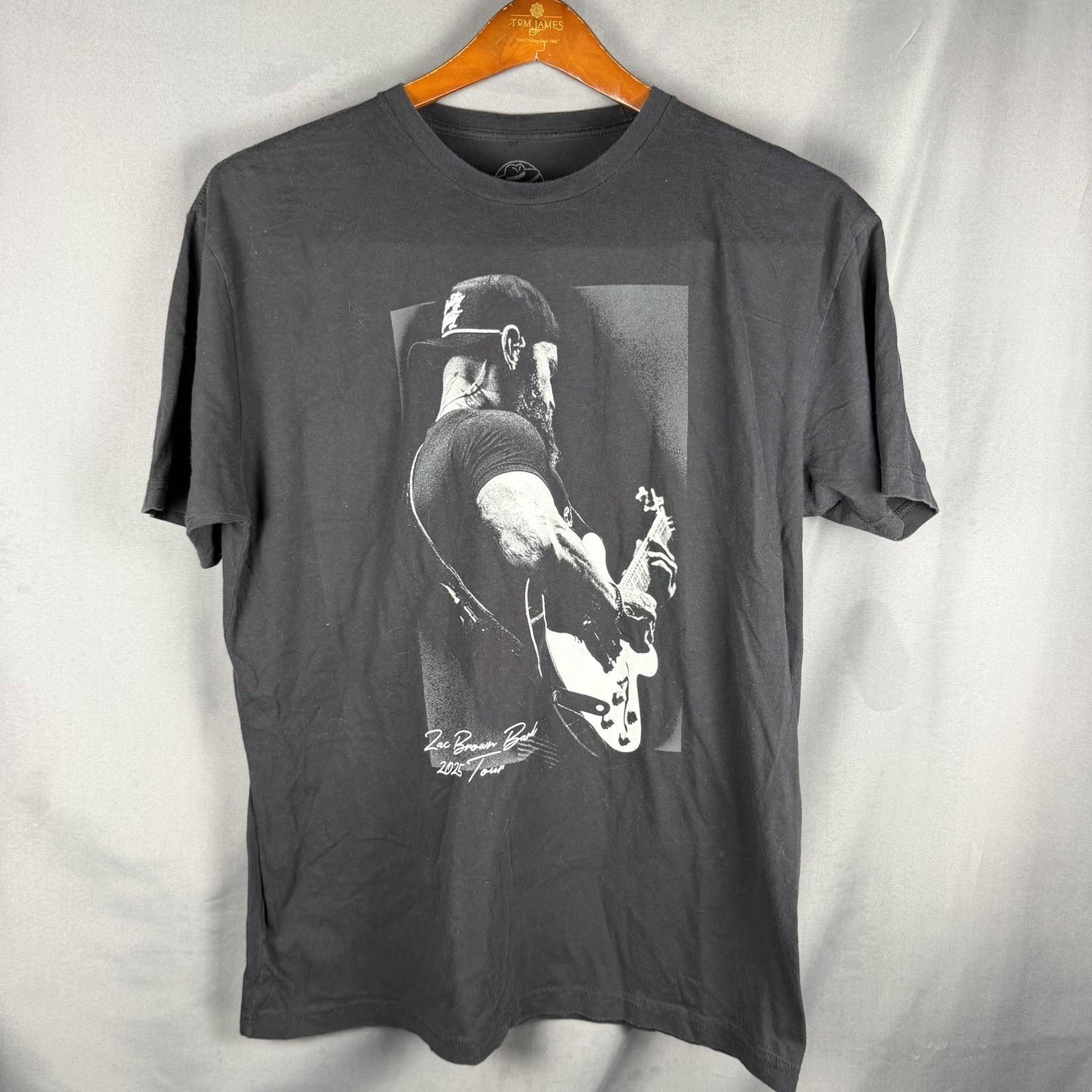 Zach Bryan Concert T Shirt Mens Large Black 2025 Tour Band Tee Music USA Made
