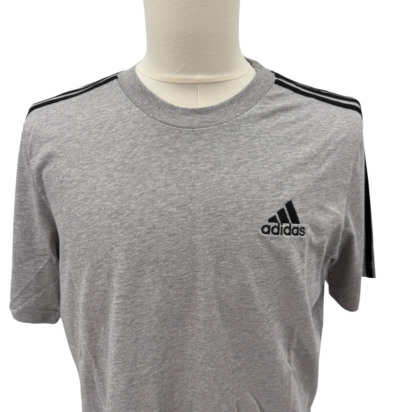 Adidas 3 Stripes T Shirt Mens Medium Gray Heather Logo Athletic Tee NWT