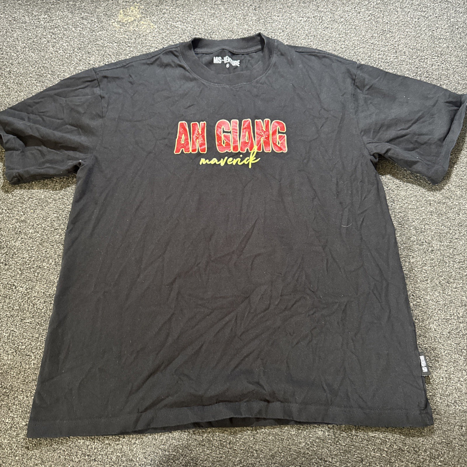 Mis Venture Men Size XL Black Vietnamese T-Shirt An Giang Maverick