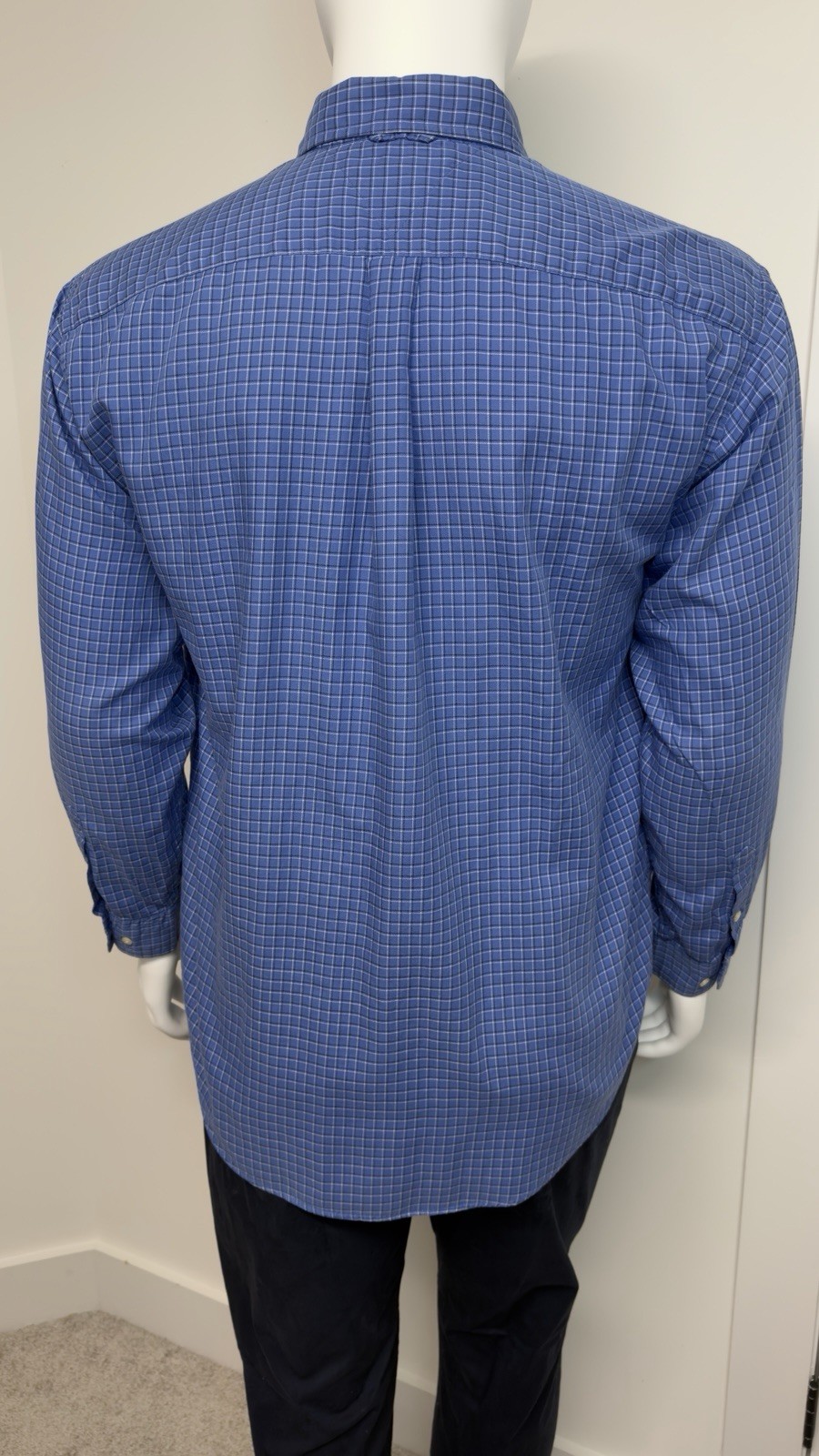 Tommy Hilfiger Men’s Large Blue Plaid Button Down Shirt 100% Cotton Long Sleeve