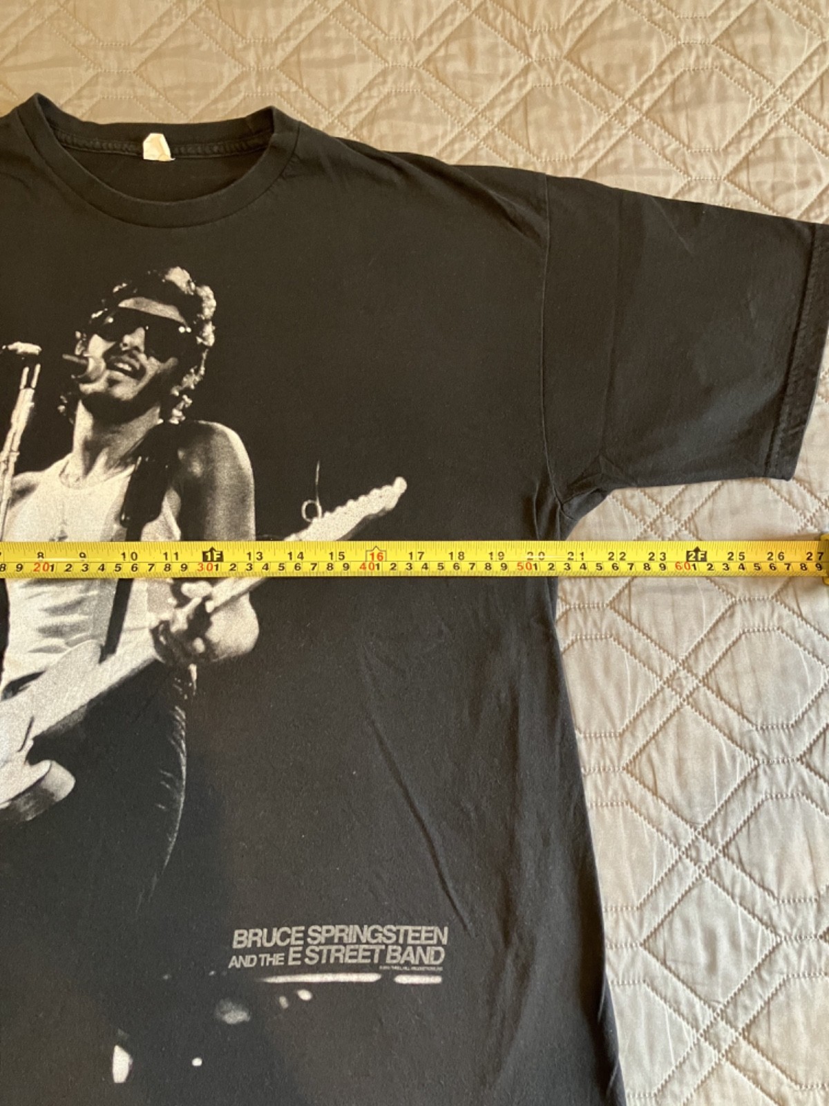 Bruce Springsteen & E Street Band- Vintage Retro Design -Black T-Shirt – Mens XL