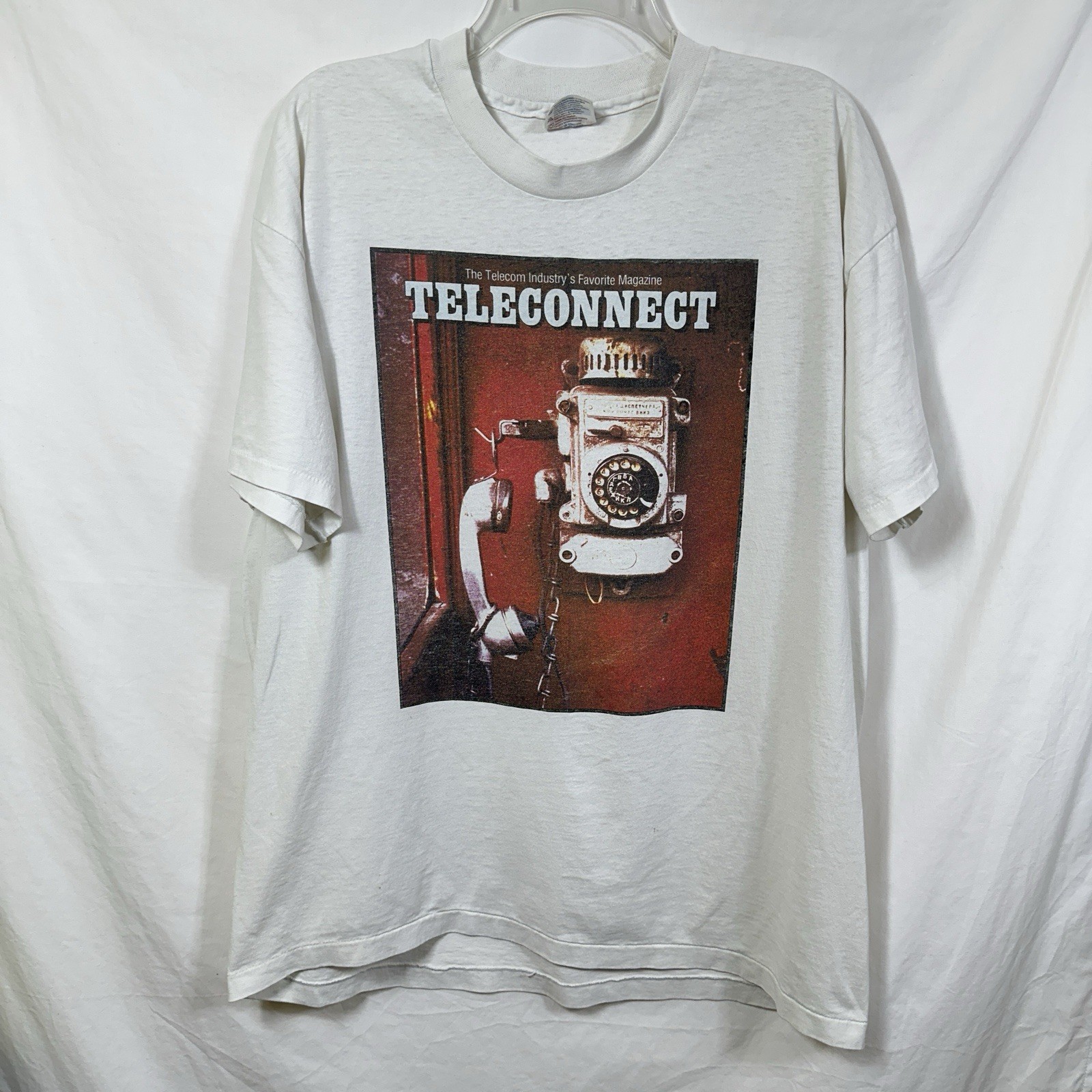 Vintage Single Stitch Teleconnect Telecom Magazine XL T-Shirt Payphone Russian