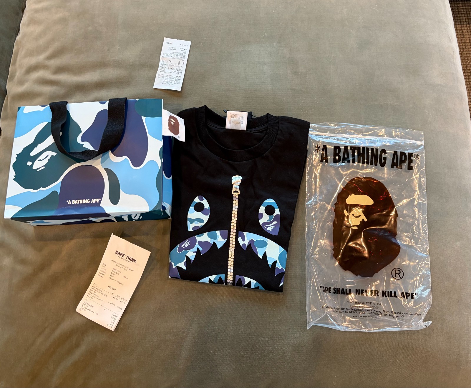 A BATHING APE BAPE Color Camo Silver Zip Shark Tee T-Shirt Black Blue