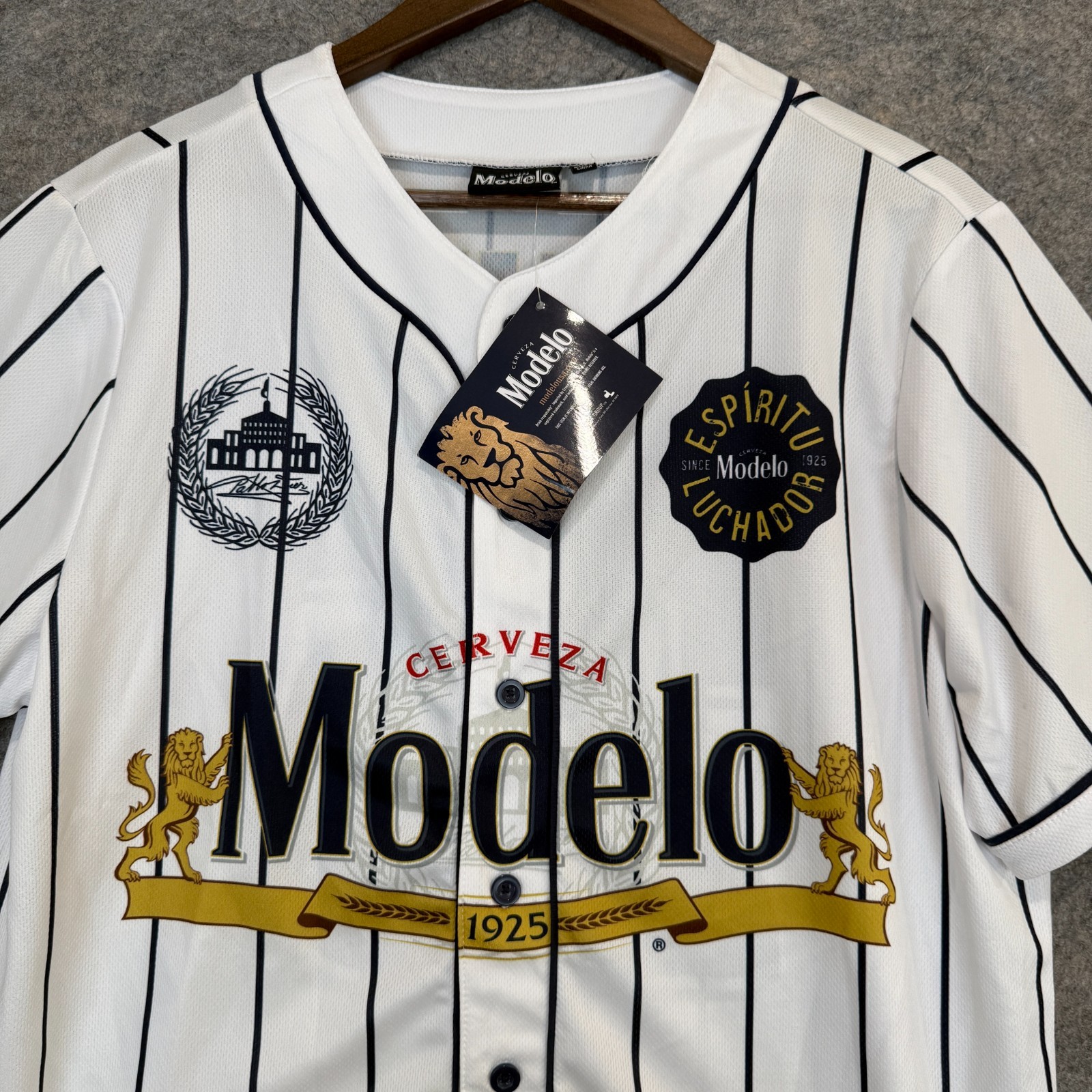 Modelo Especial Baseball Jersey Shirt Mens Medium Beer Pin Stripe World Series