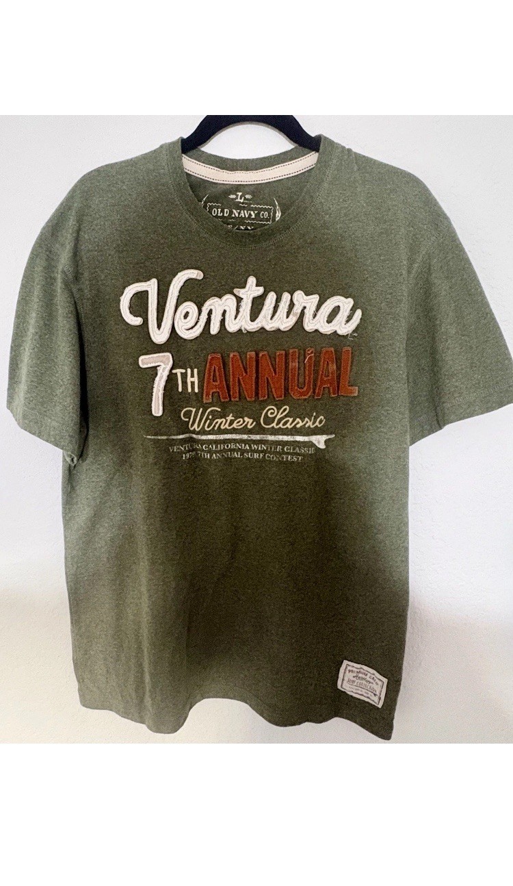 Old Navy Men’s Green Ventura 7th Annual Winter Classic Graphic Tee L