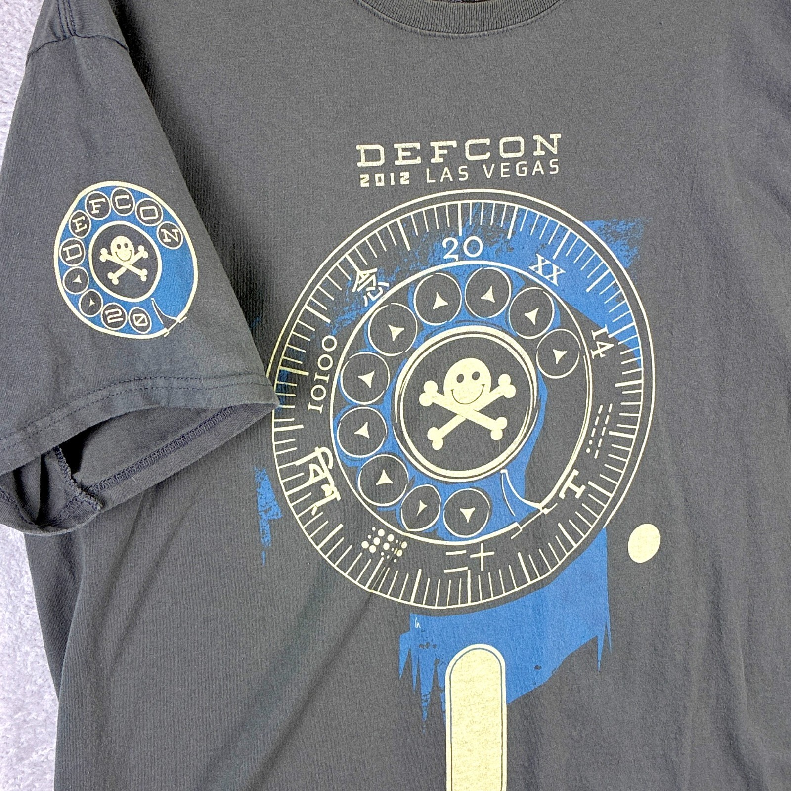 Defcon Las Vegas 2012 Tshirt Men XL Gray 20th Anniversary Hacker Convention Tech