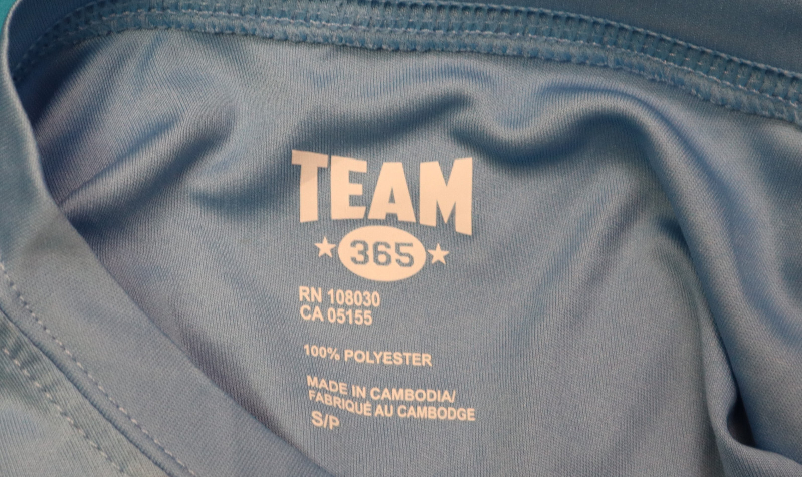 Sri Lanka 78.5 Miles Yes Fit Race T-Shirt Unisex Small Blue Performance T-Shirt