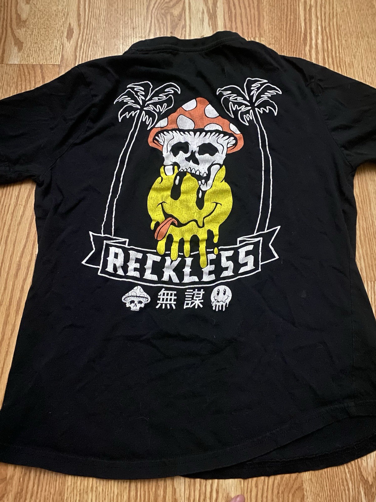 CLOSET CLEANOUT MAINLY A WOMENS MEDIUM