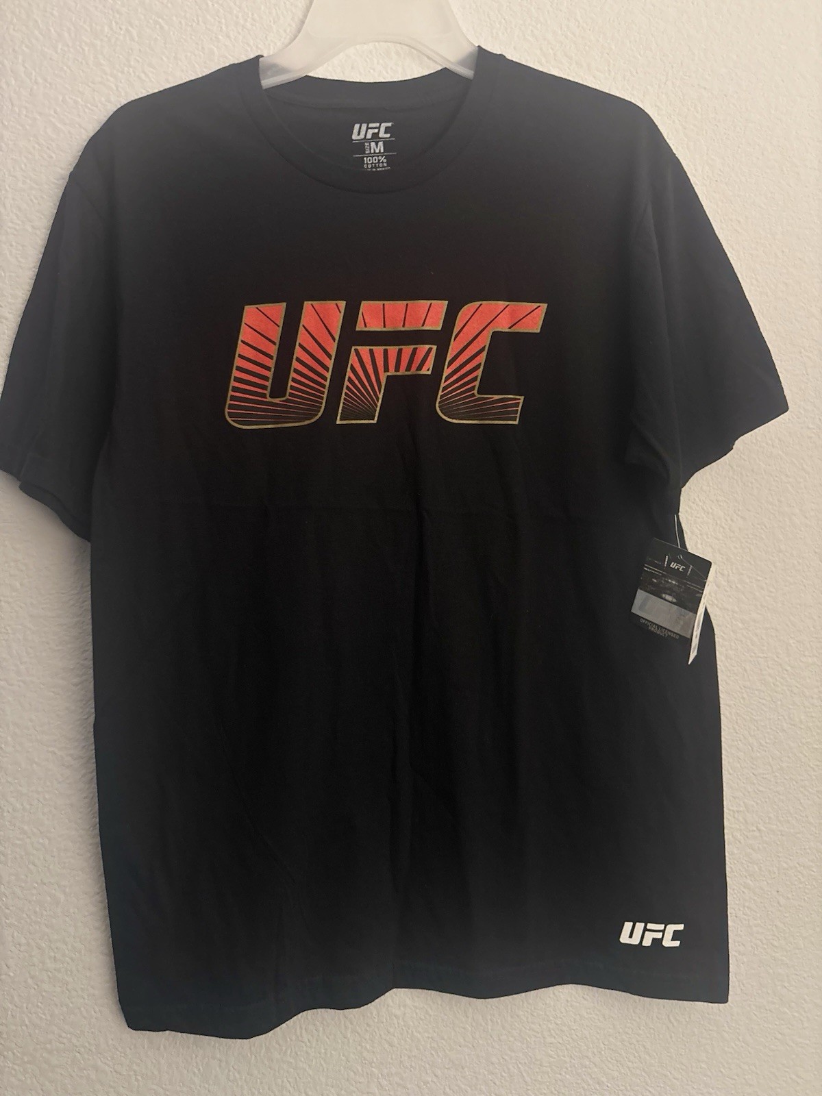 UFC LOGO GRAPHIC T-SHIRT MEN’S BLACK SIZE M 100% COTTON NWT