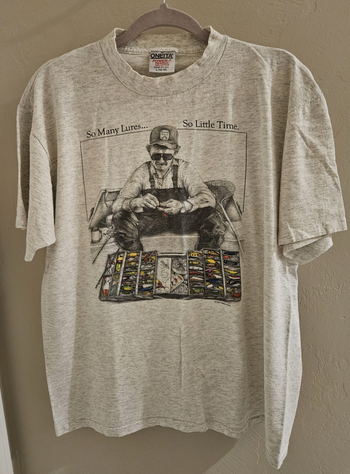 Vintage “So Many Lures So Little Time” Fishing Graphic T Shirt Men’s Size L USA