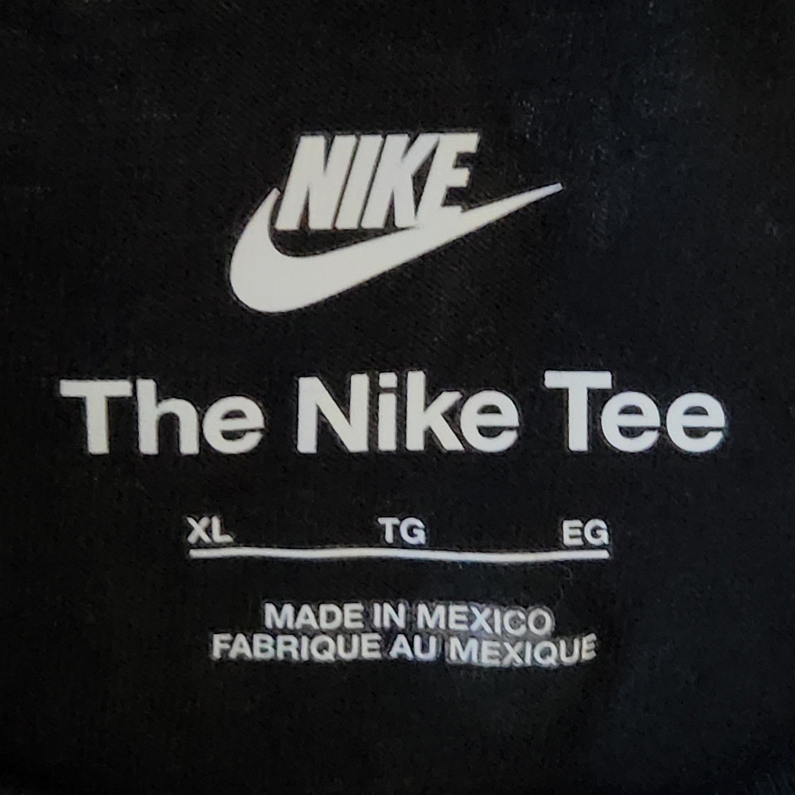 Nike Shirt Mens XL Black Just Do It Swoosh Graphic Tee AR5006-014 NEW