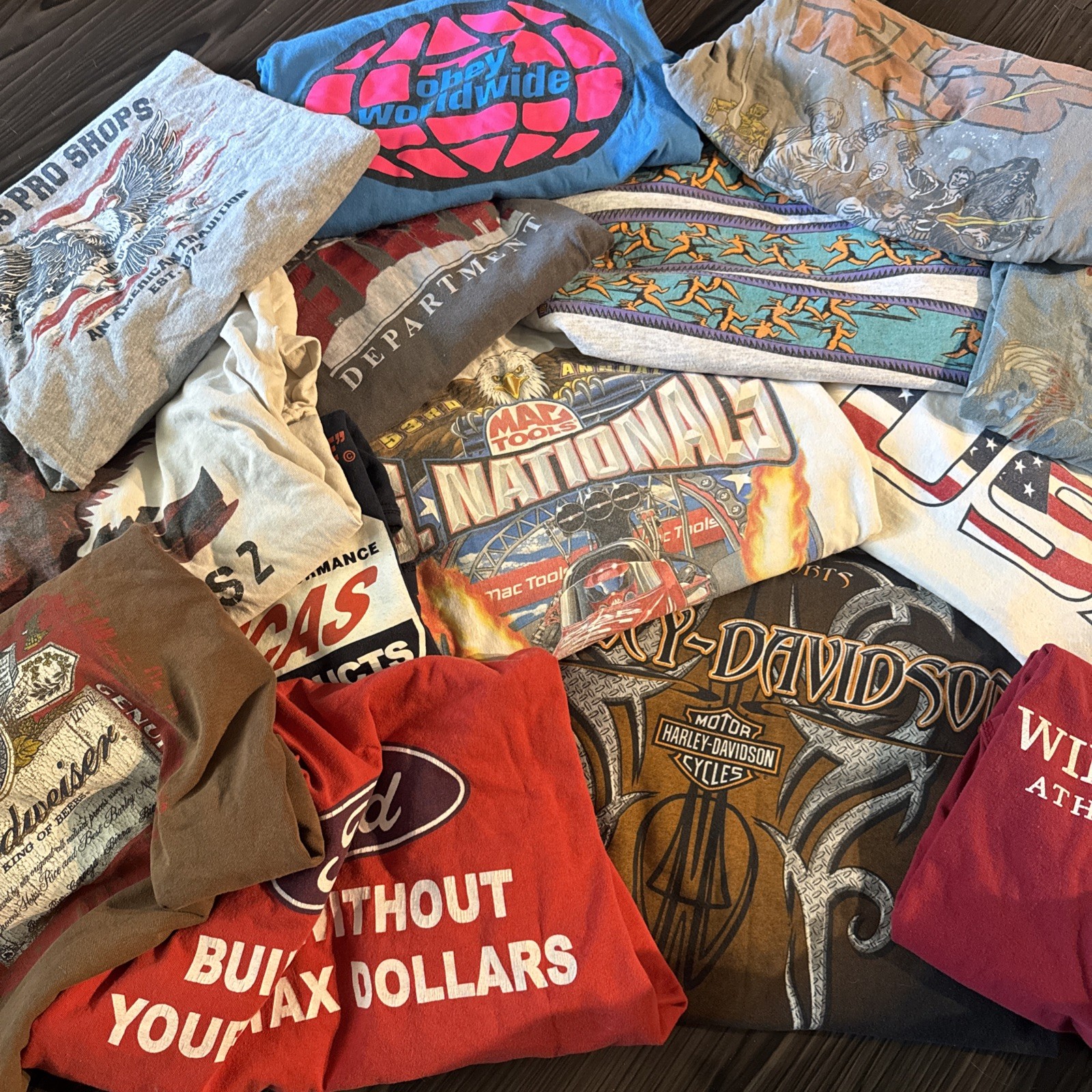 Random 20 for $180 Vintage/Modern Graphic TShirt Bundle! Message your size!