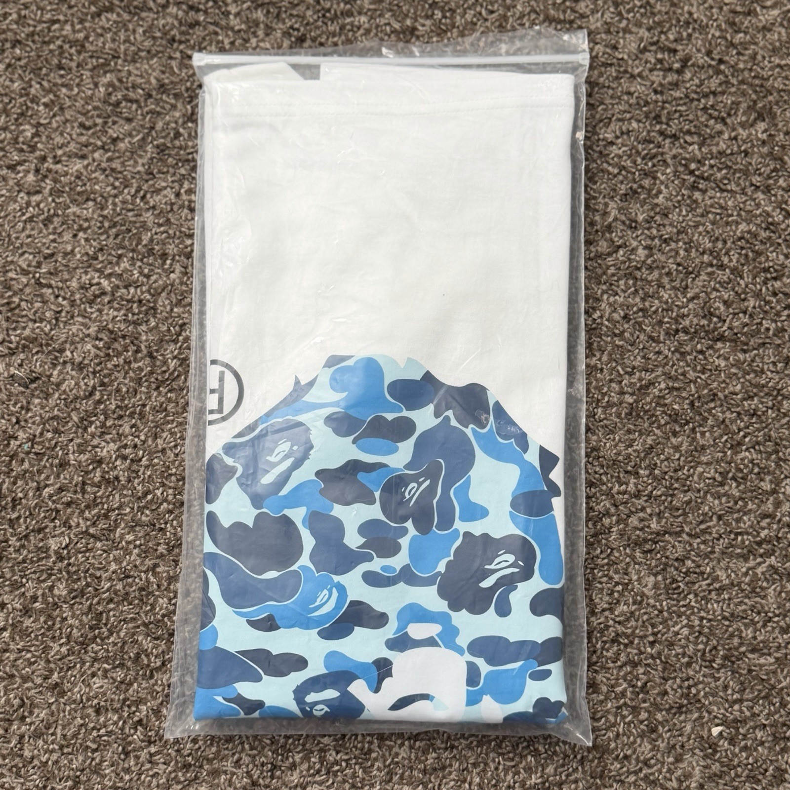 A Bathing Ape BAPE Baby Milo Men’s M White/Blue Logo Graphic Tee Shirt