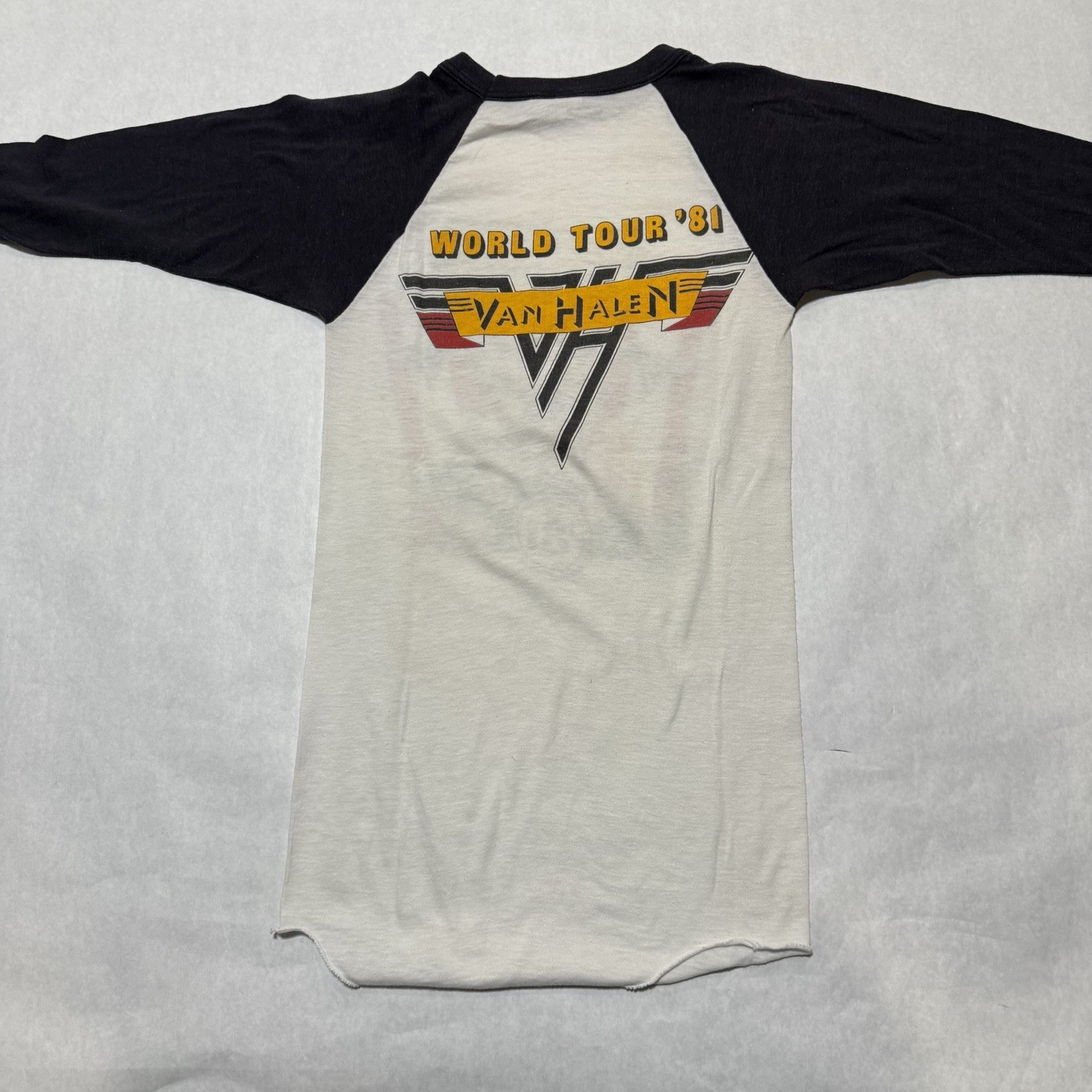 Vintage Van Halen 1981 World Tour Raglan T-Shirt Single Stitch USA Small