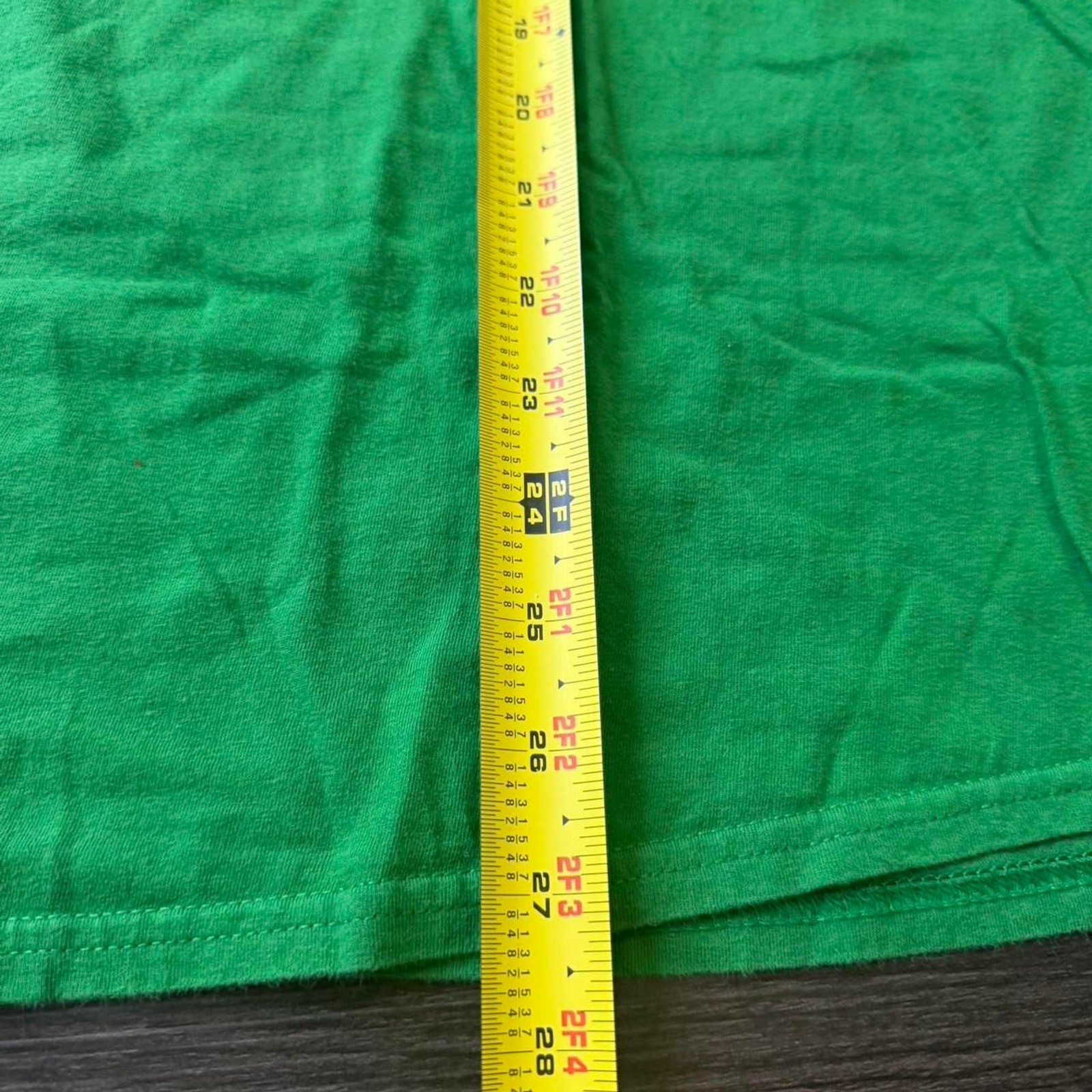 University of Oregon Duck College sports Green Graphic Tee size Large
